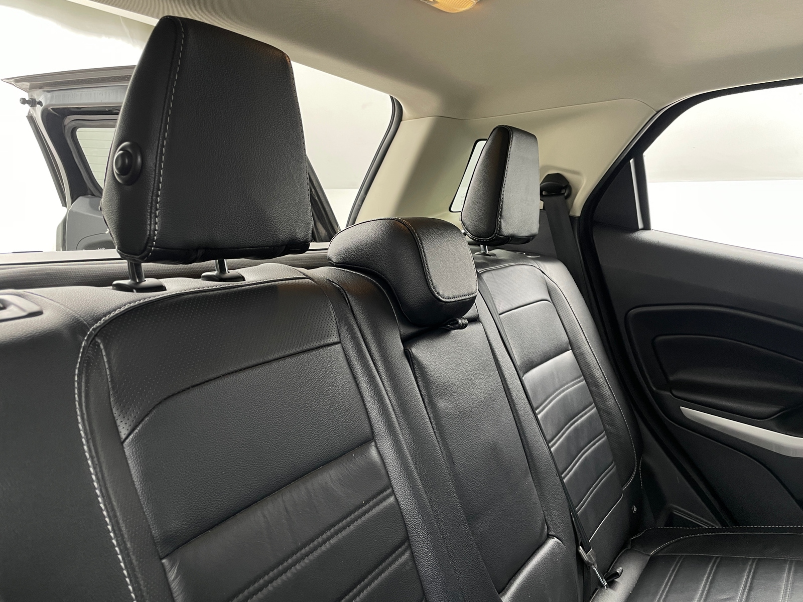 Thumbnail: 2018 Ford EcoSport - 5