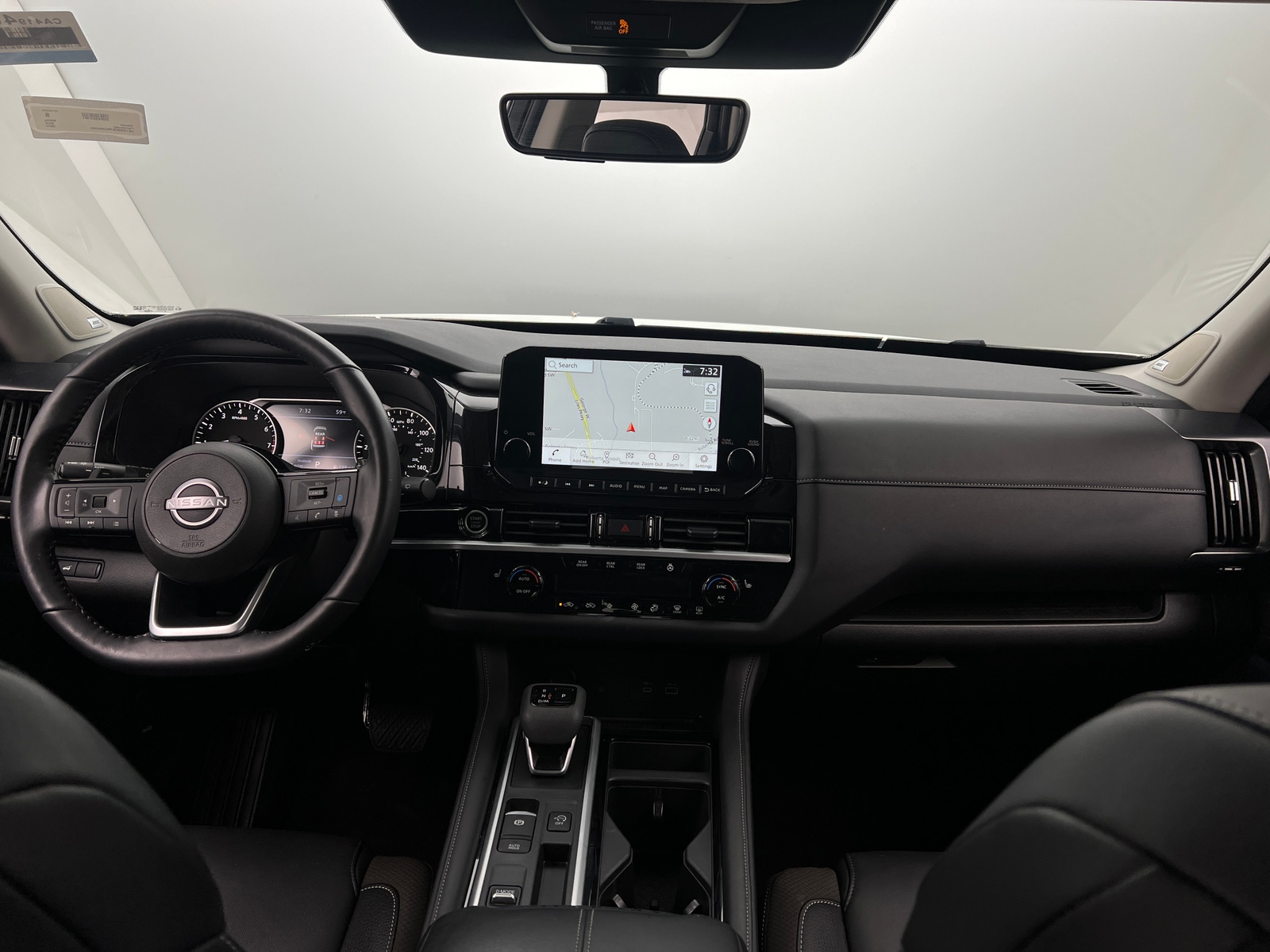 Thumbnail: 2024 Nissan Pathfinder - 2