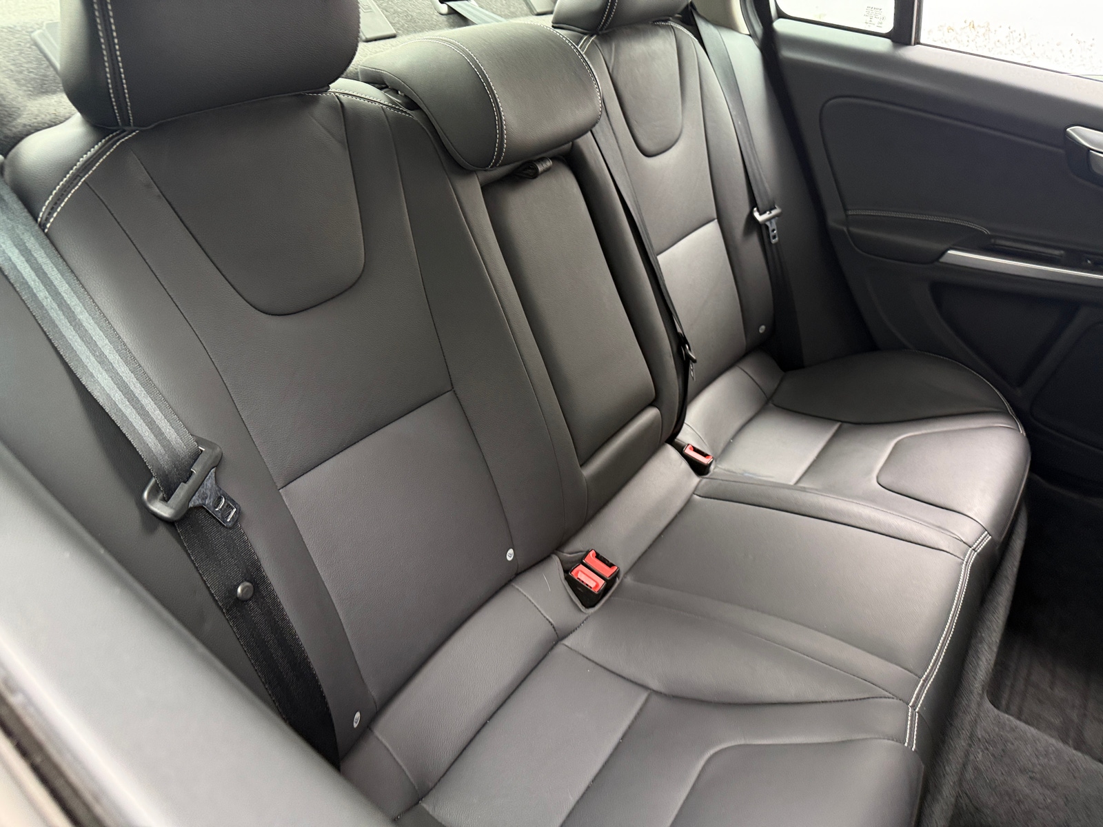 Thumbnail: 2018 Volvo S60 - 5