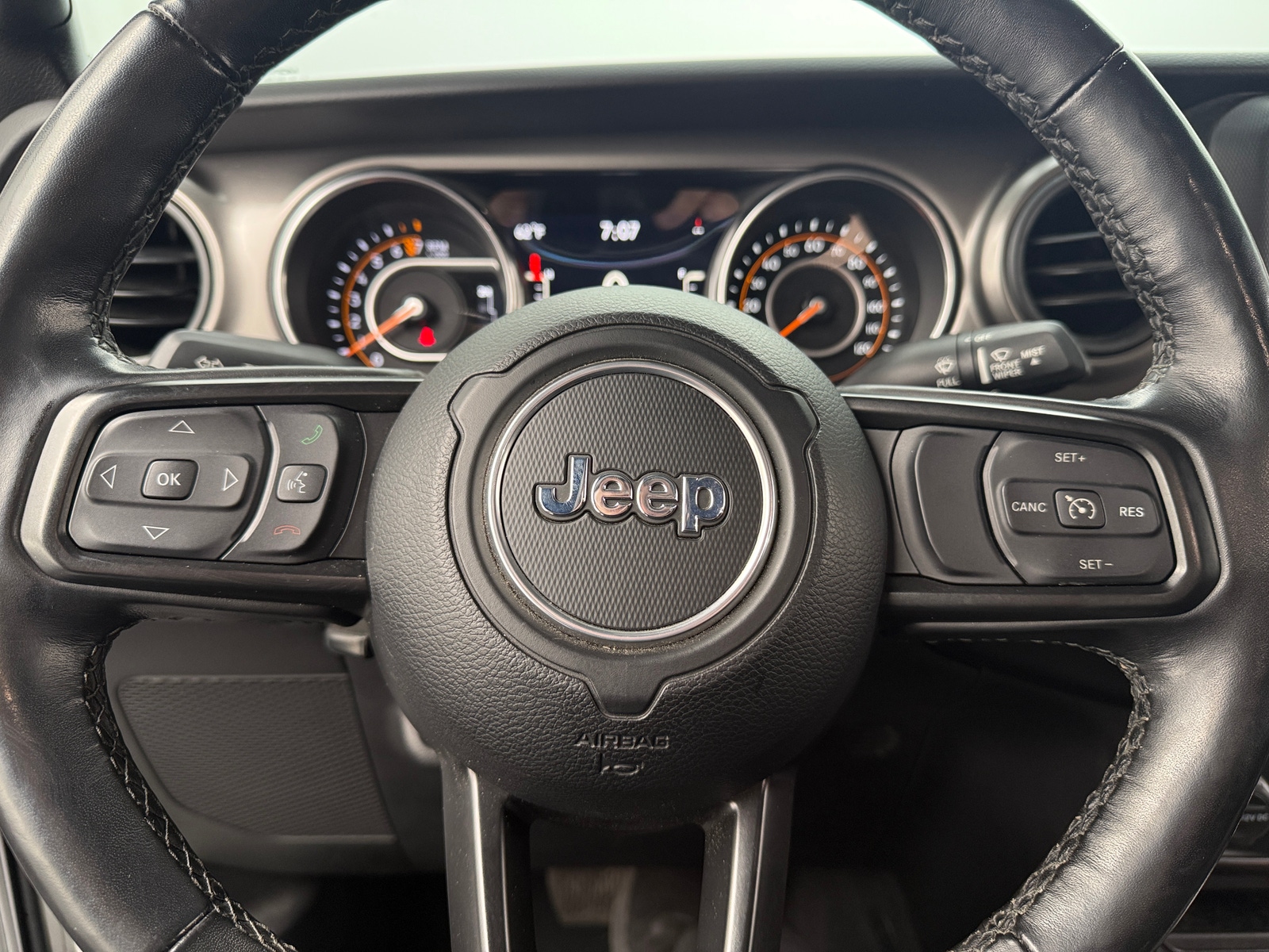 Thumbnail: 2021 Jeep Wrangler - 5