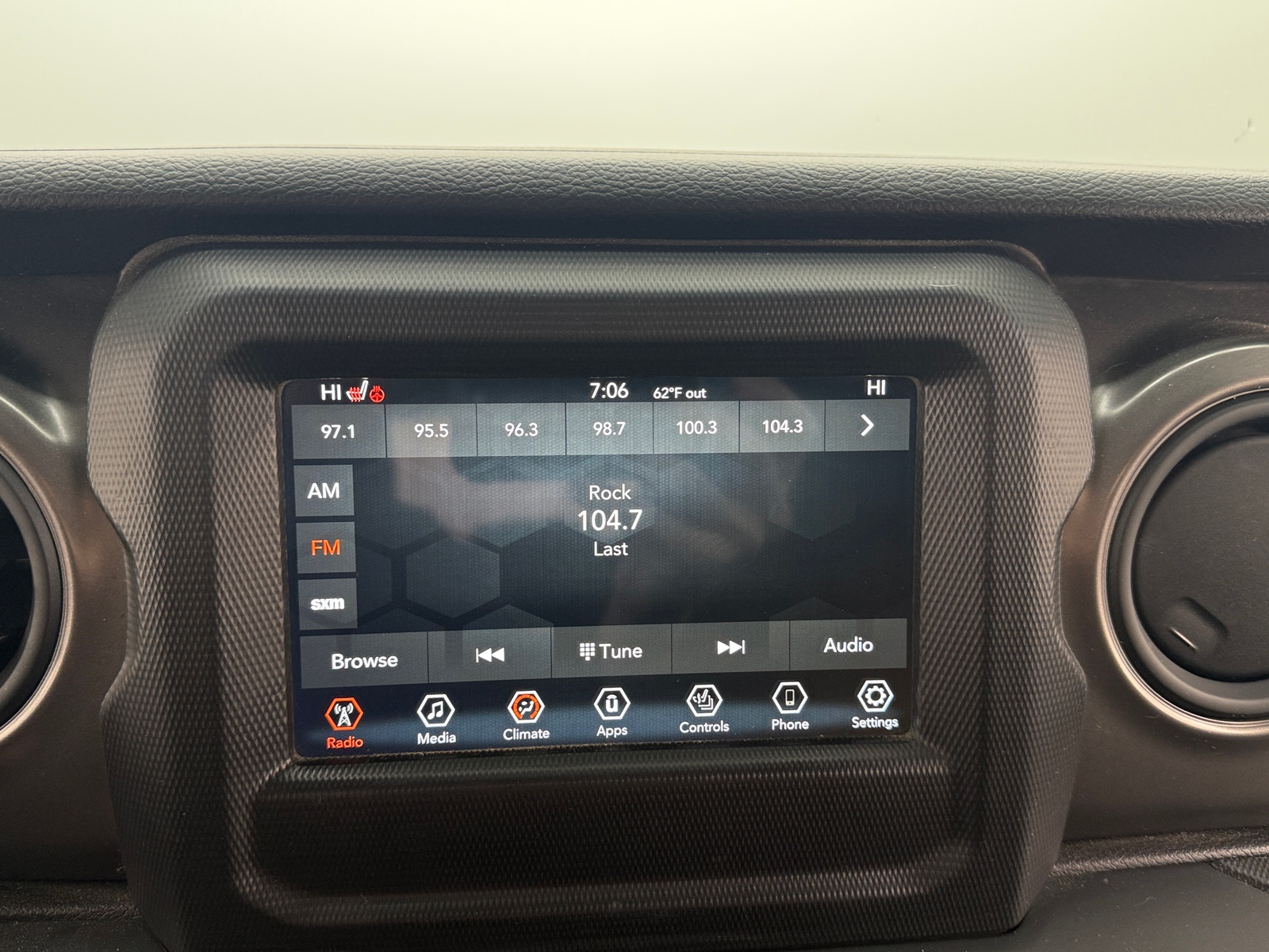 Thumbnail: 2021 Jeep Wrangler - 4