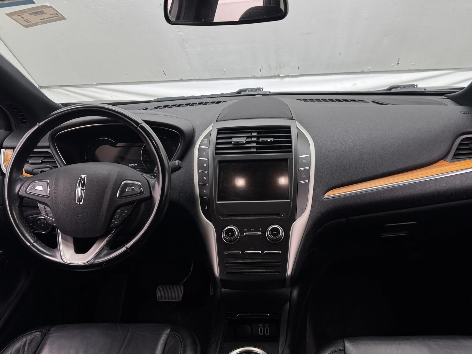 Thumbnail: 2017 Lincoln MKC - 2