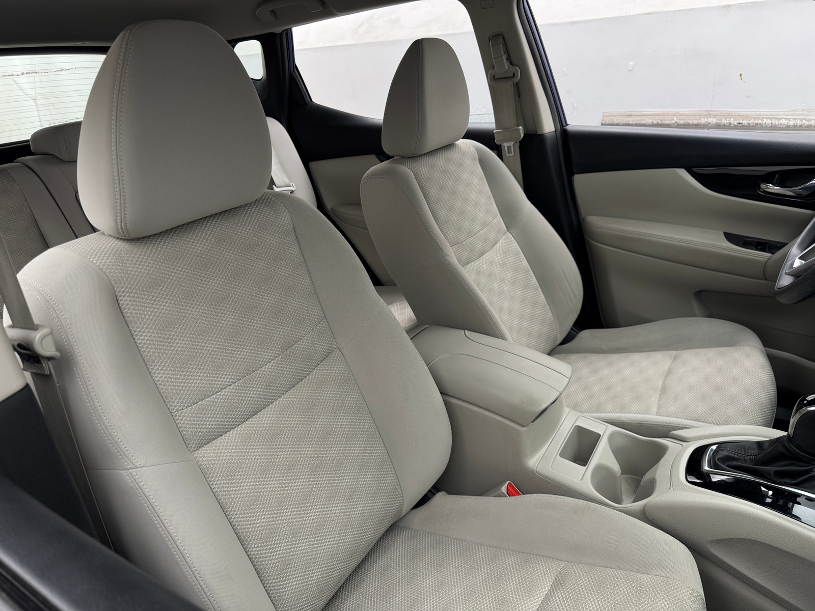 Thumbnail: 2019 Nissan Rogue Sport - 2