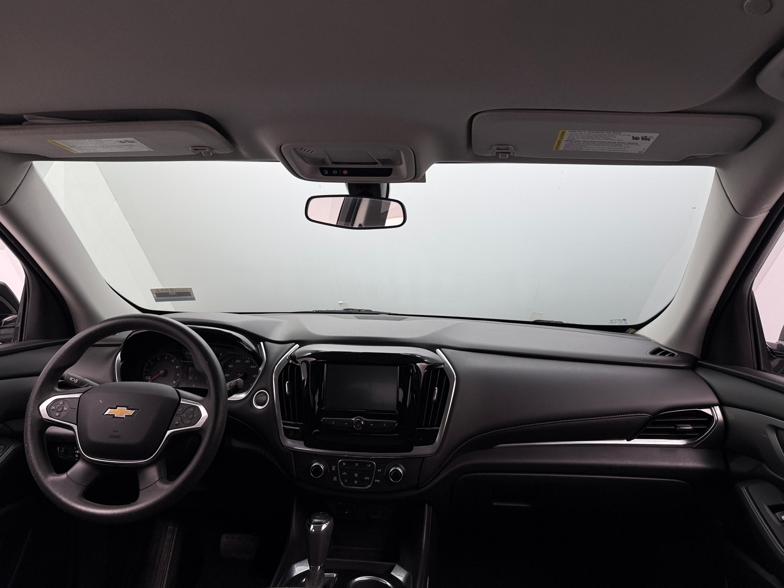 Thumbnail: 2018 Chevrolet Traverse - 3