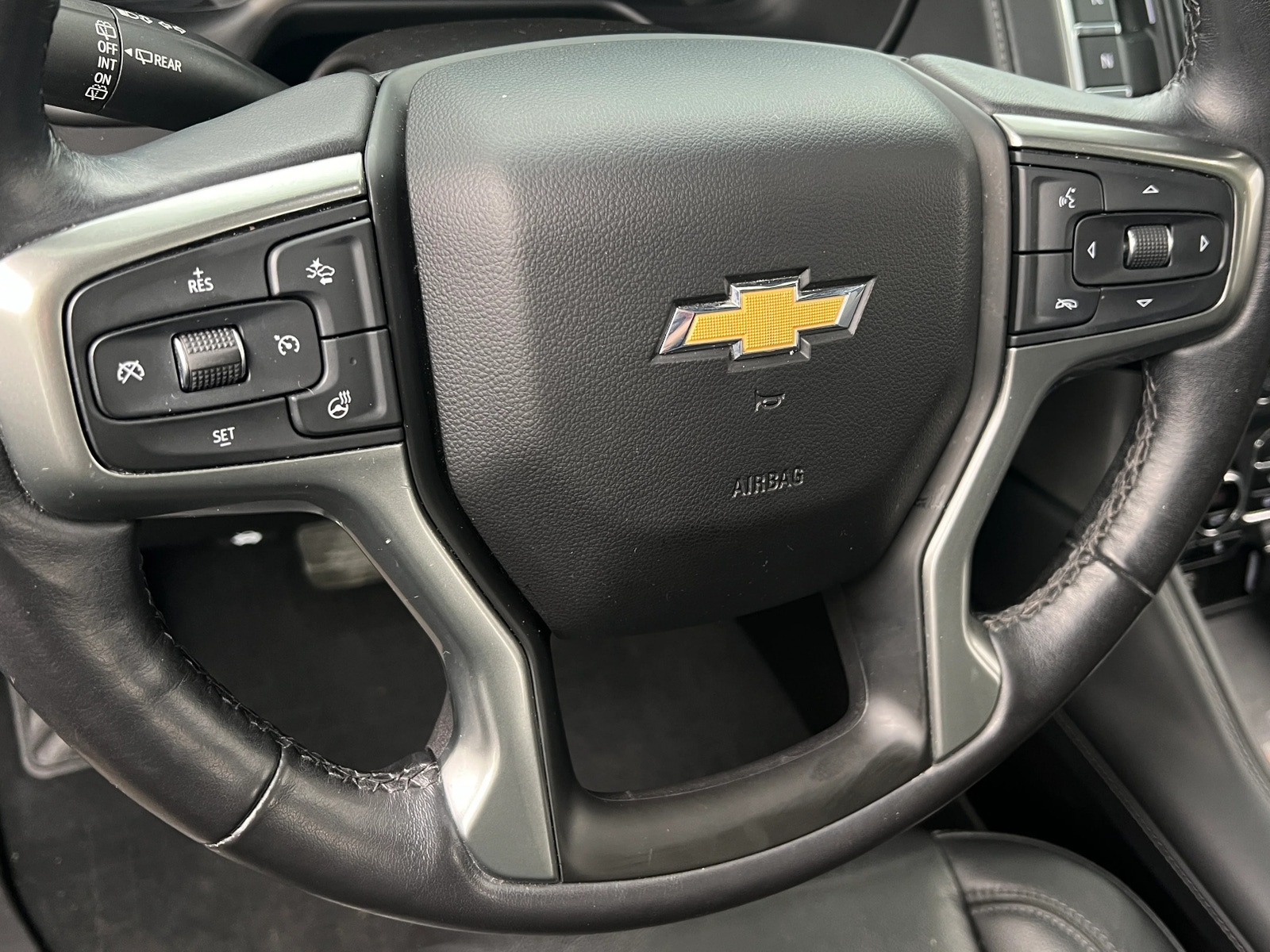 Thumbnail: 2021 Chevrolet Suburban - 4