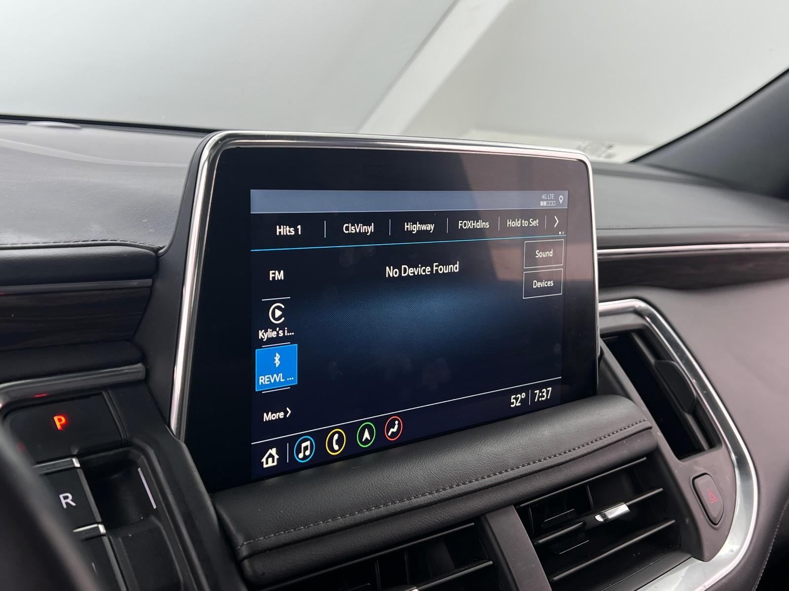 Thumbnail: 2021 Chevrolet Suburban - 3