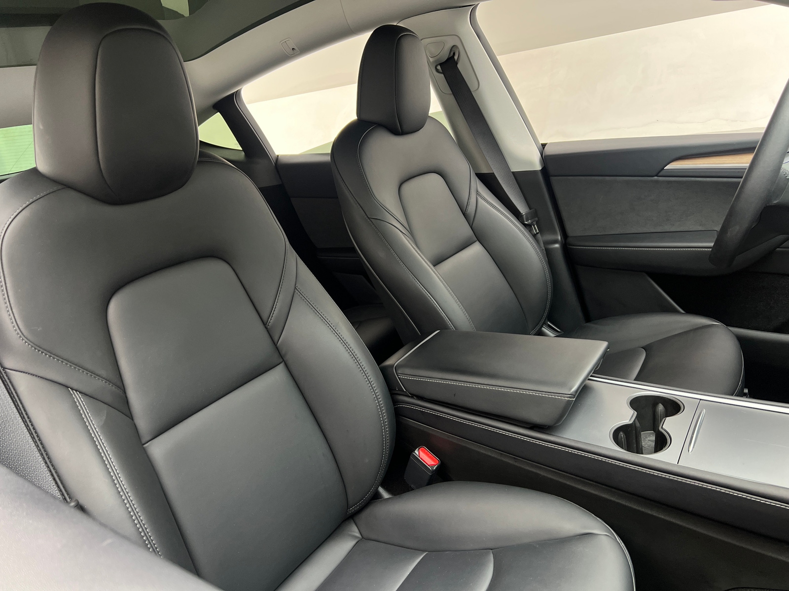 Thumbnail: 2025 Tesla Model Y - 2