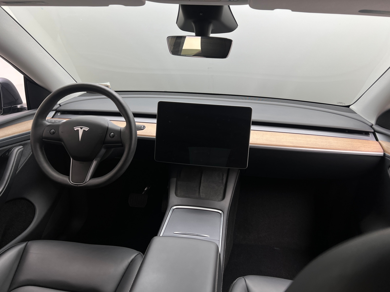 Thumbnail: 2025 Tesla Model Y - 3