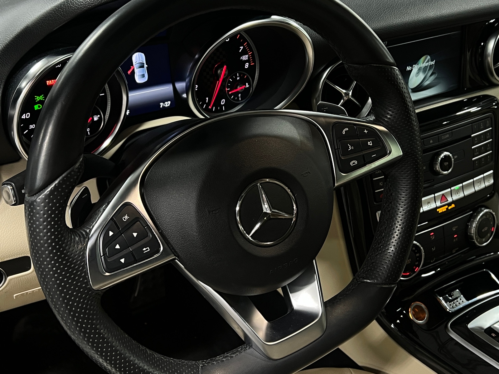 Thumbnail: 2017 Mercedes-Benz SLC - 4