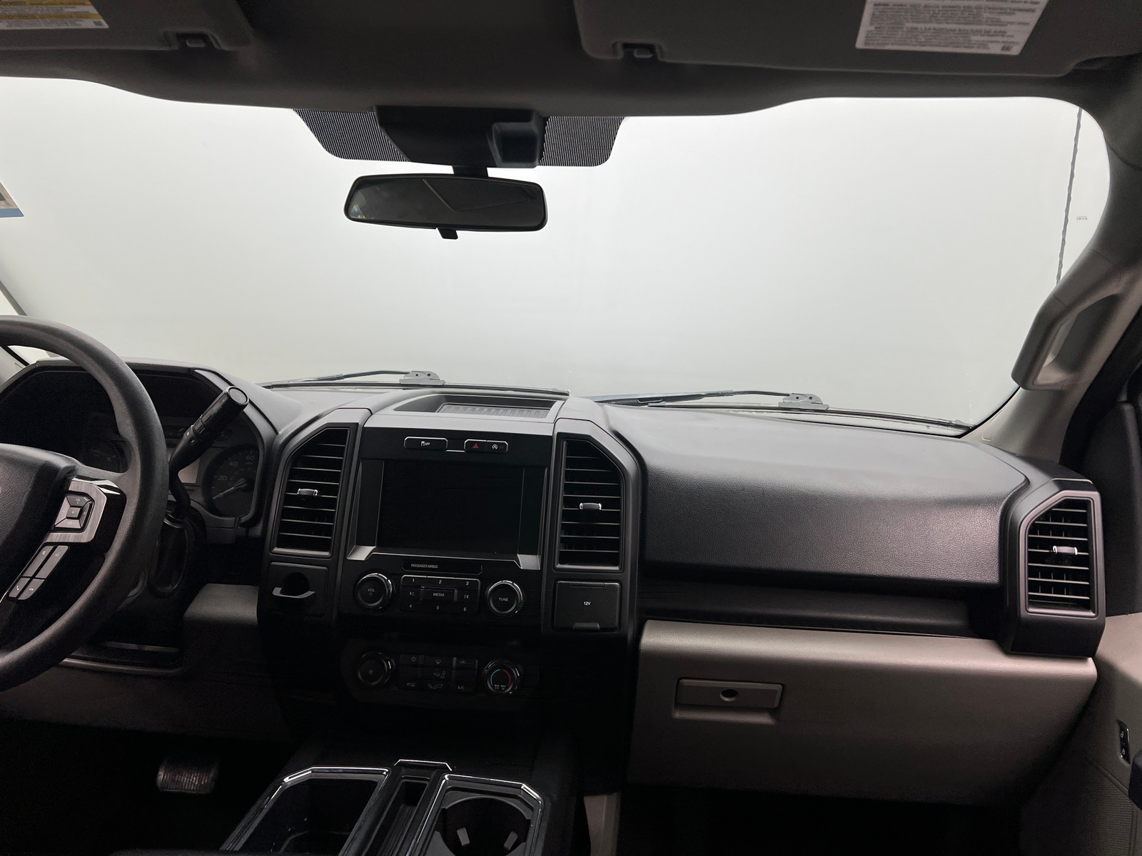 Thumbnail: 2020 Ford Econoline - 3