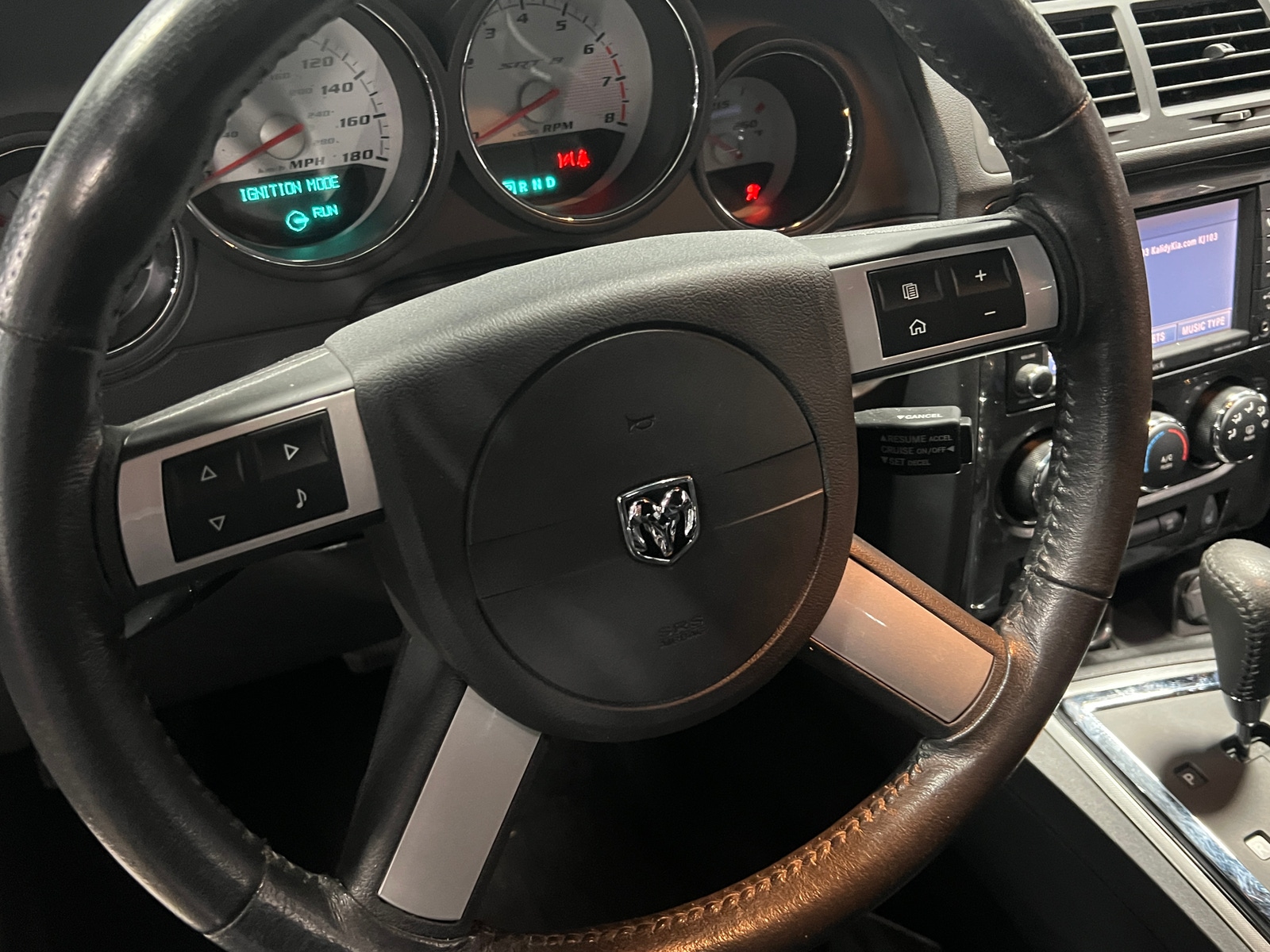 Thumbnail: 2010 Dodge Challenger - 3