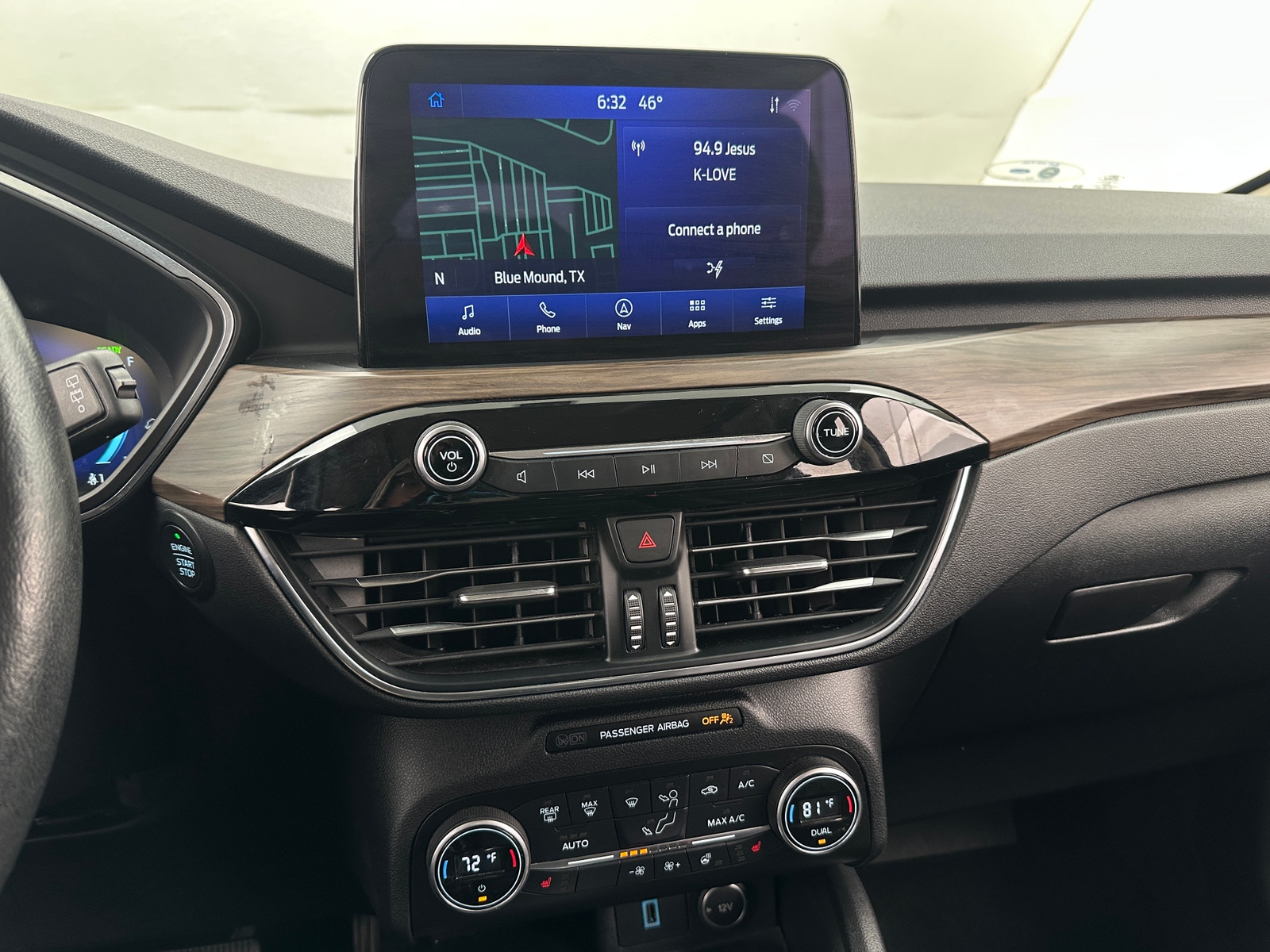 Thumbnail: 2020 Ford Escape - 3