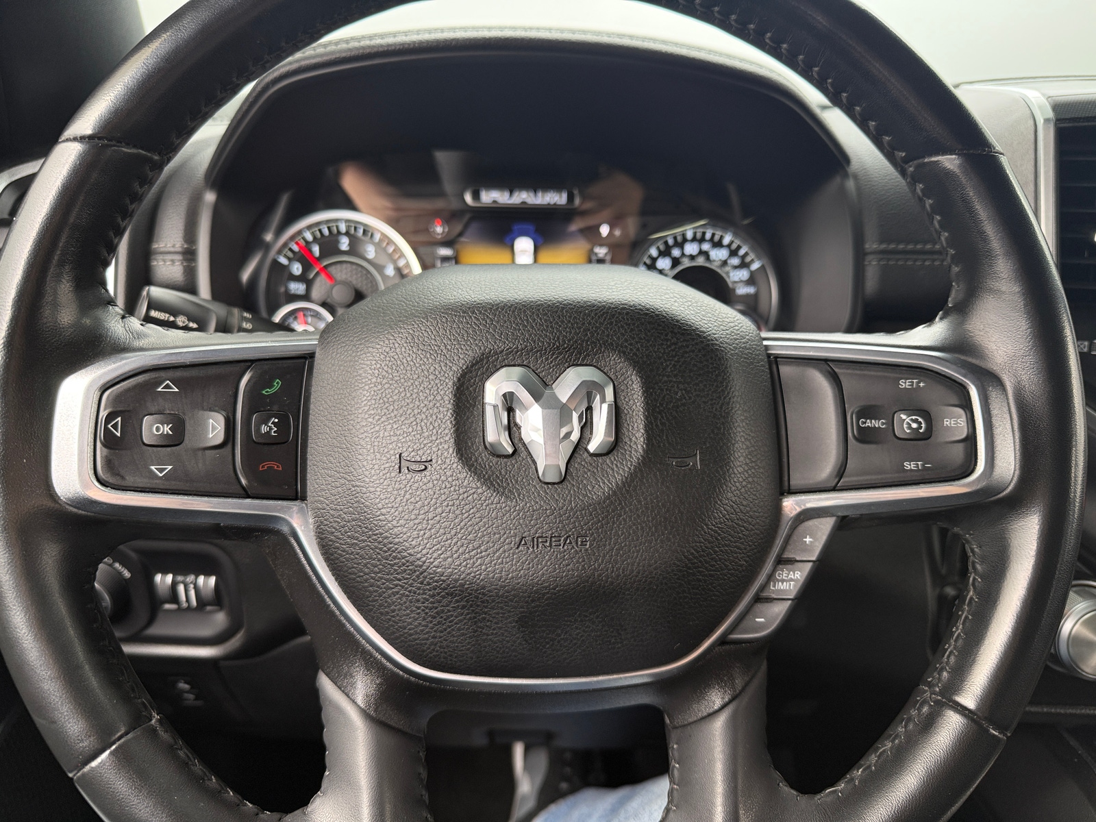 Thumbnail: 2022 RAM 1500 - 4