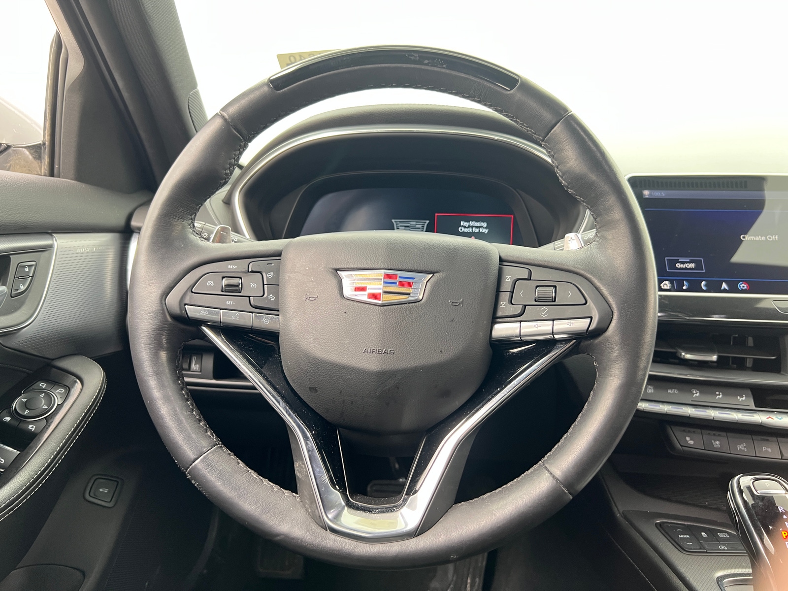 Thumbnail: 2023 Cadillac CT5 - 4