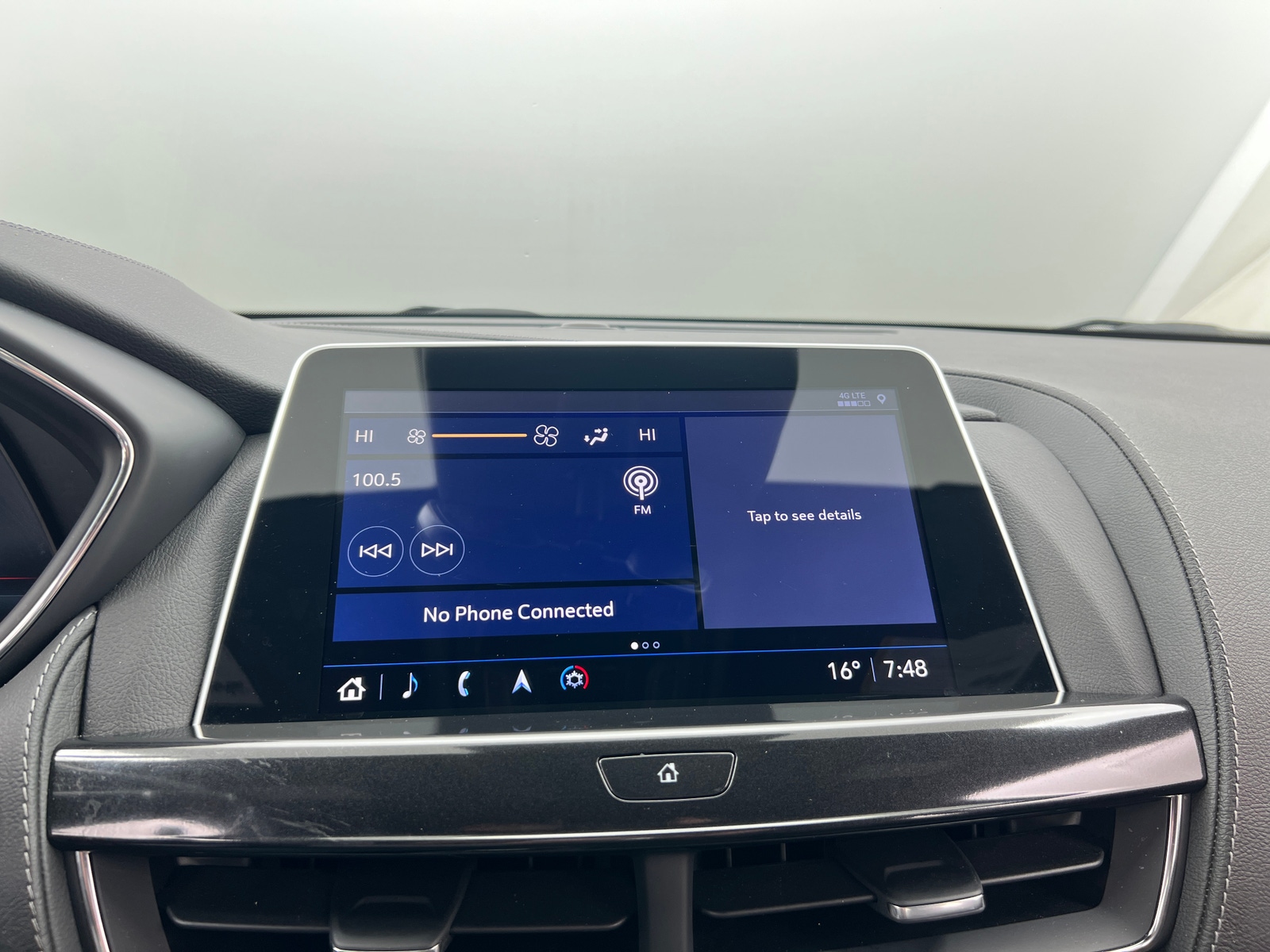 Thumbnail: 2023 Cadillac CT5 - 3