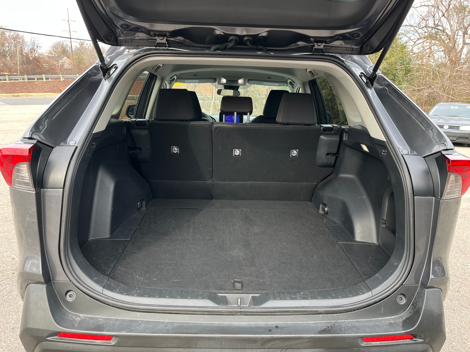 Thumbnail: 2025 Toyota RAV4 - 4