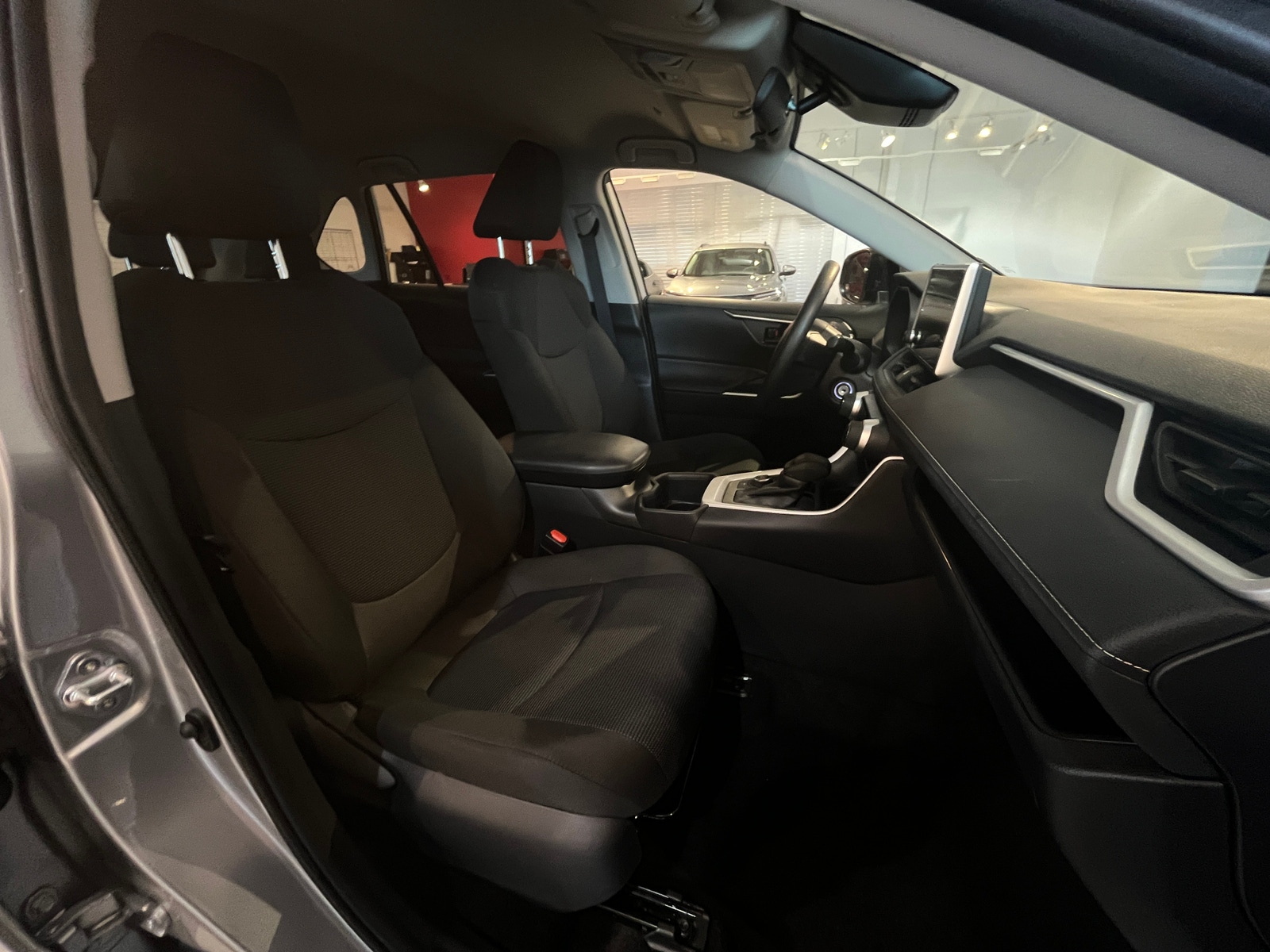 Thumbnail: 2025 Toyota RAV4 - 2