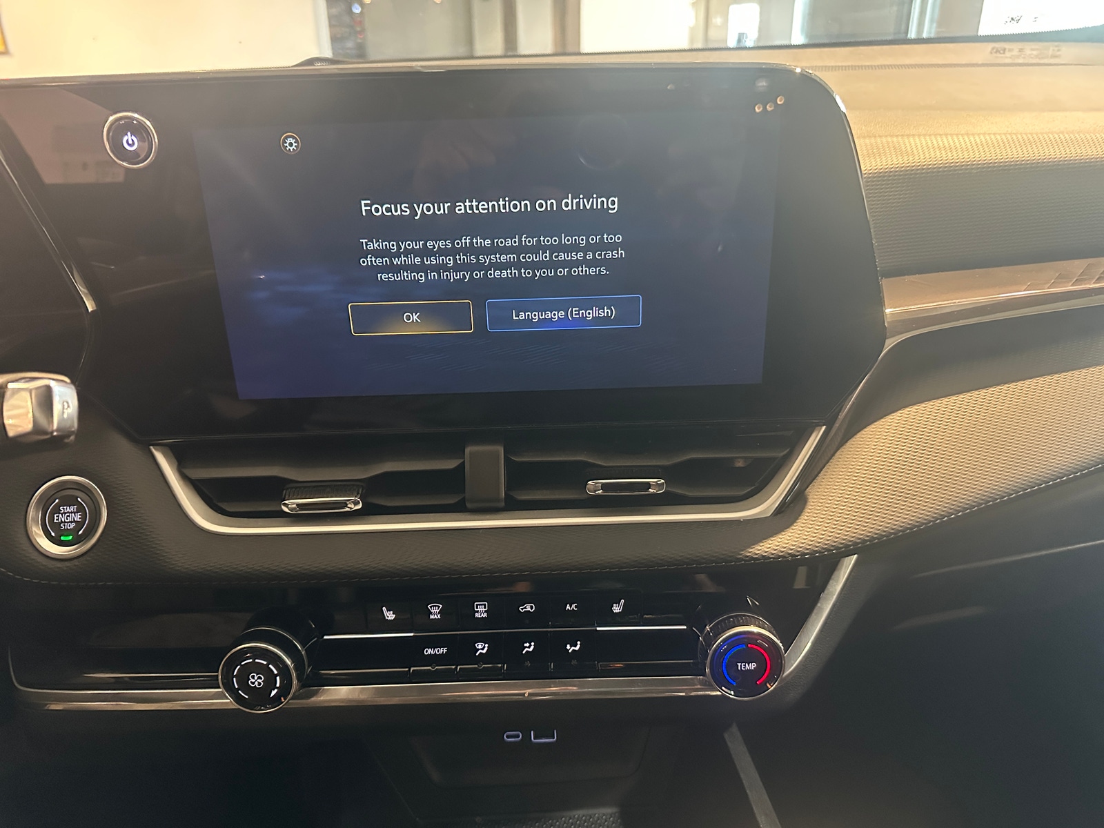 Thumbnail: 2025 Chevrolet Equinox - 4