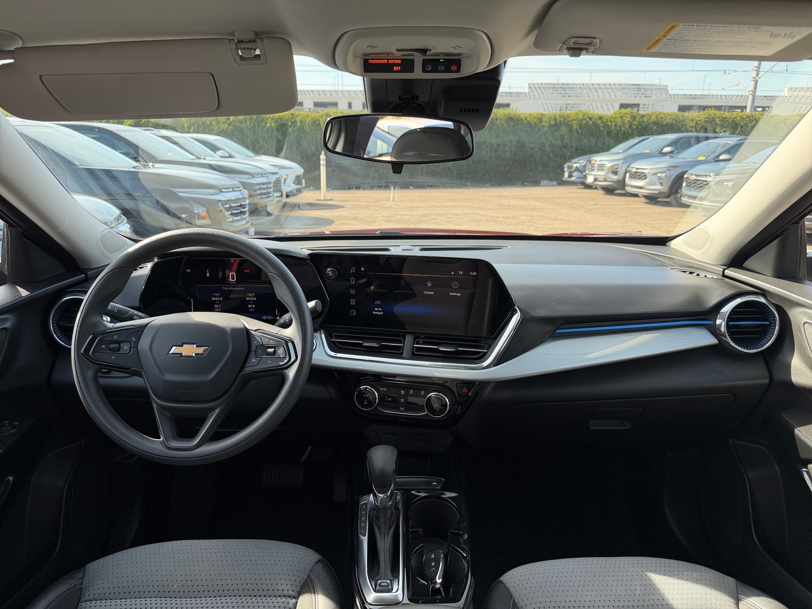 Thumbnail: 2025 Chevrolet Trax - 3