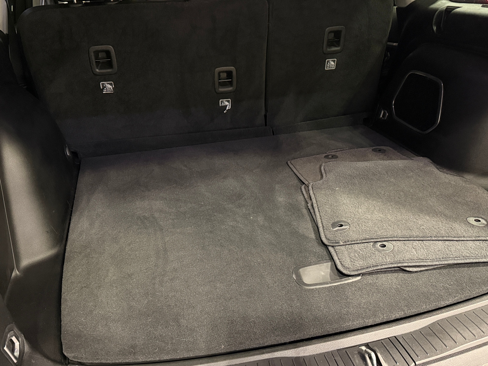 Thumbnail: 2023 Jeep Grand Cherokee - 6