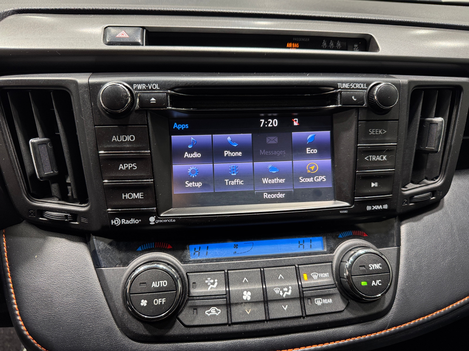 Thumbnail: 2017 Toyota RAV4 - 3