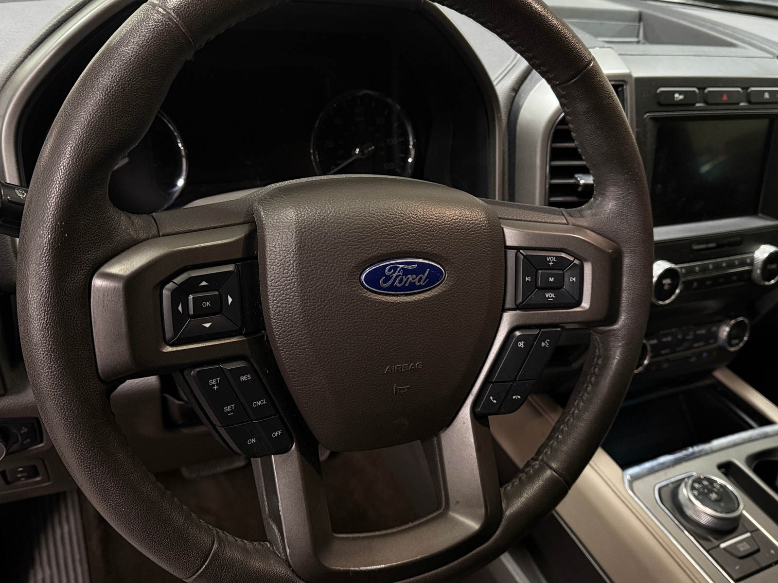 Thumbnail: 2019 Ford Expedition - 4