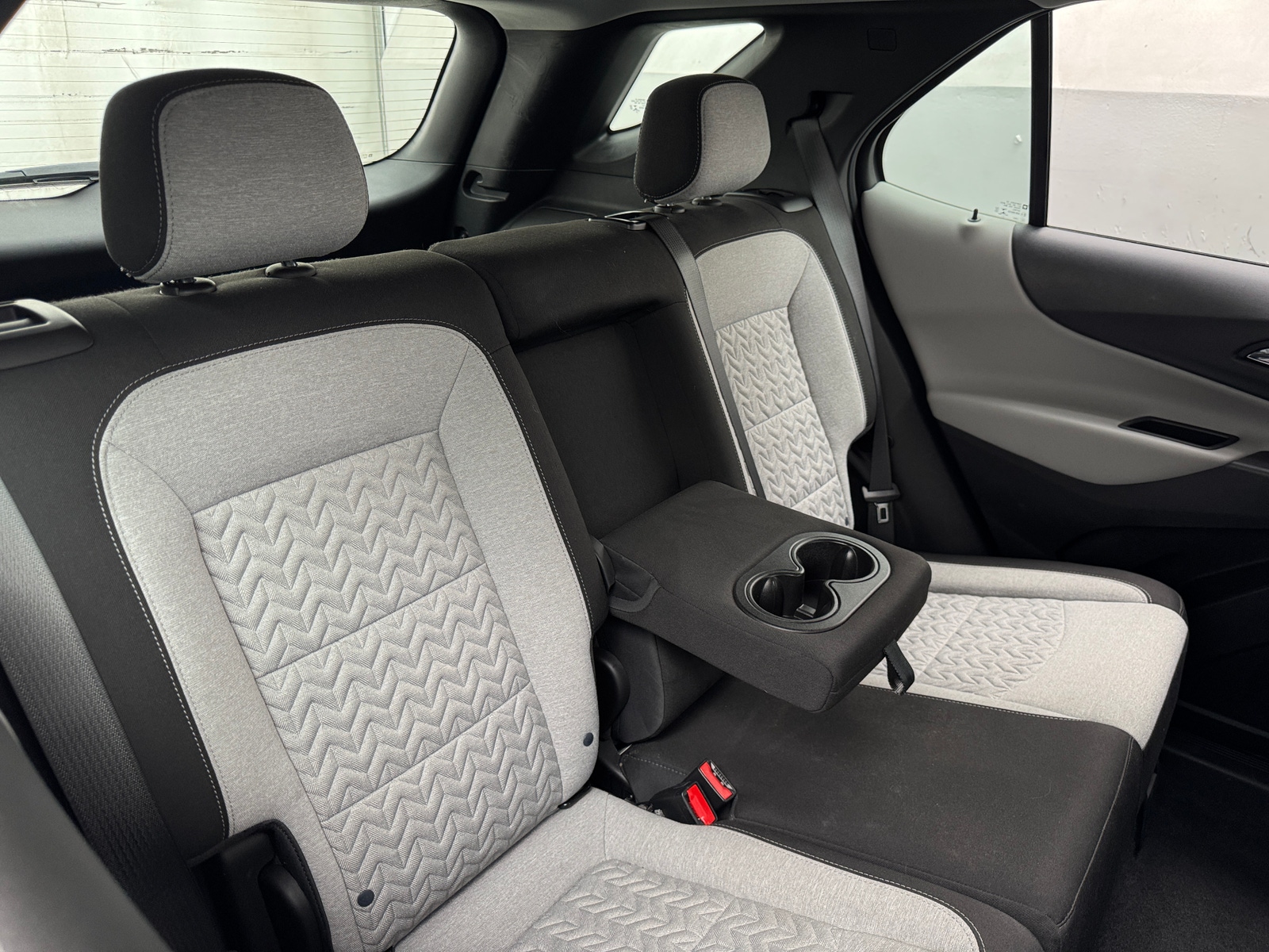 Thumbnail: 2022 Chevrolet Equinox - 6