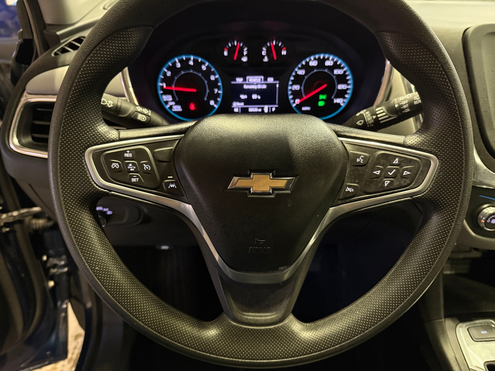 Thumbnail: 2022 Chevrolet Equinox - 5