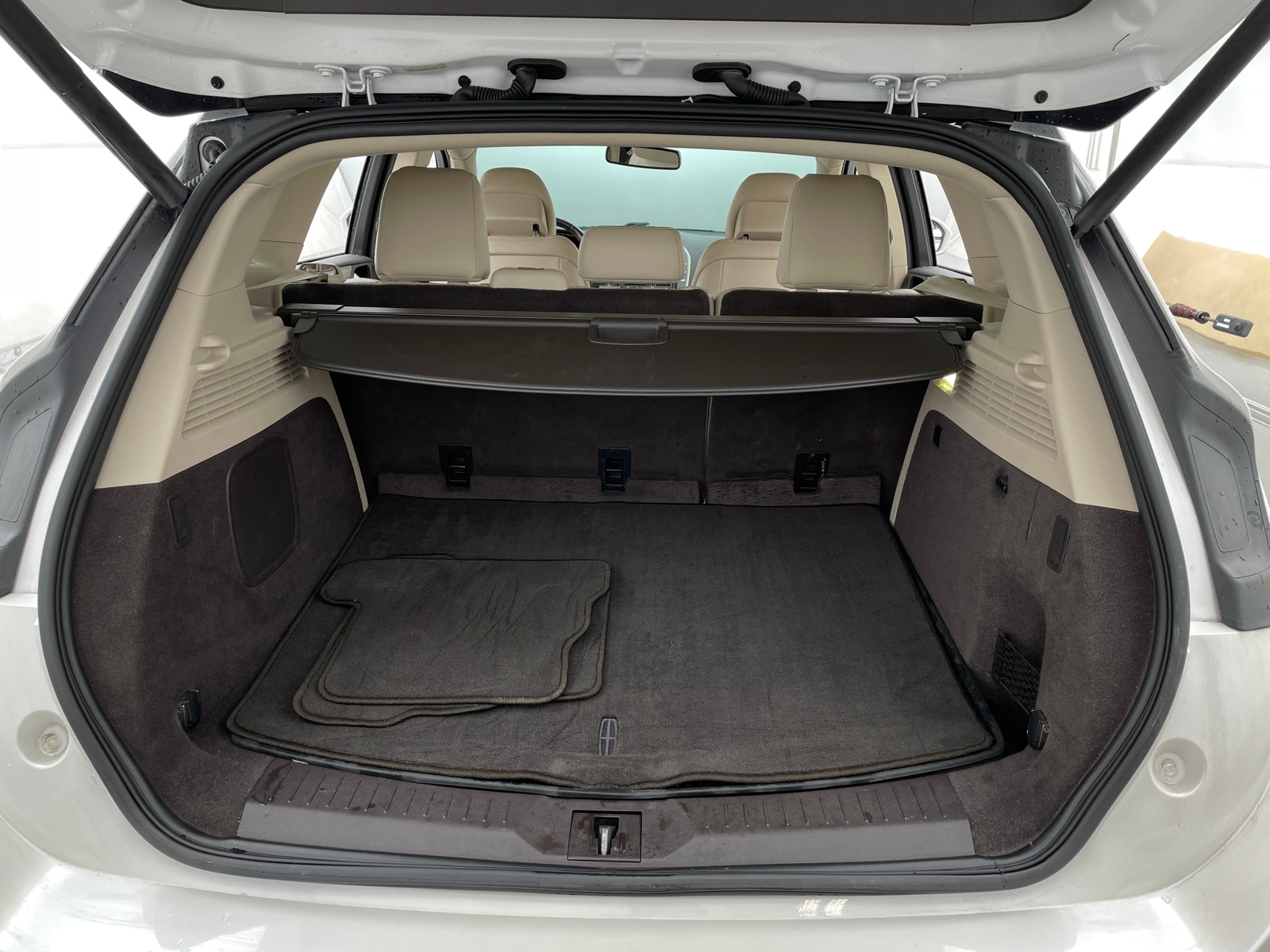 Thumbnail: 2017 Lincoln MKC - 6