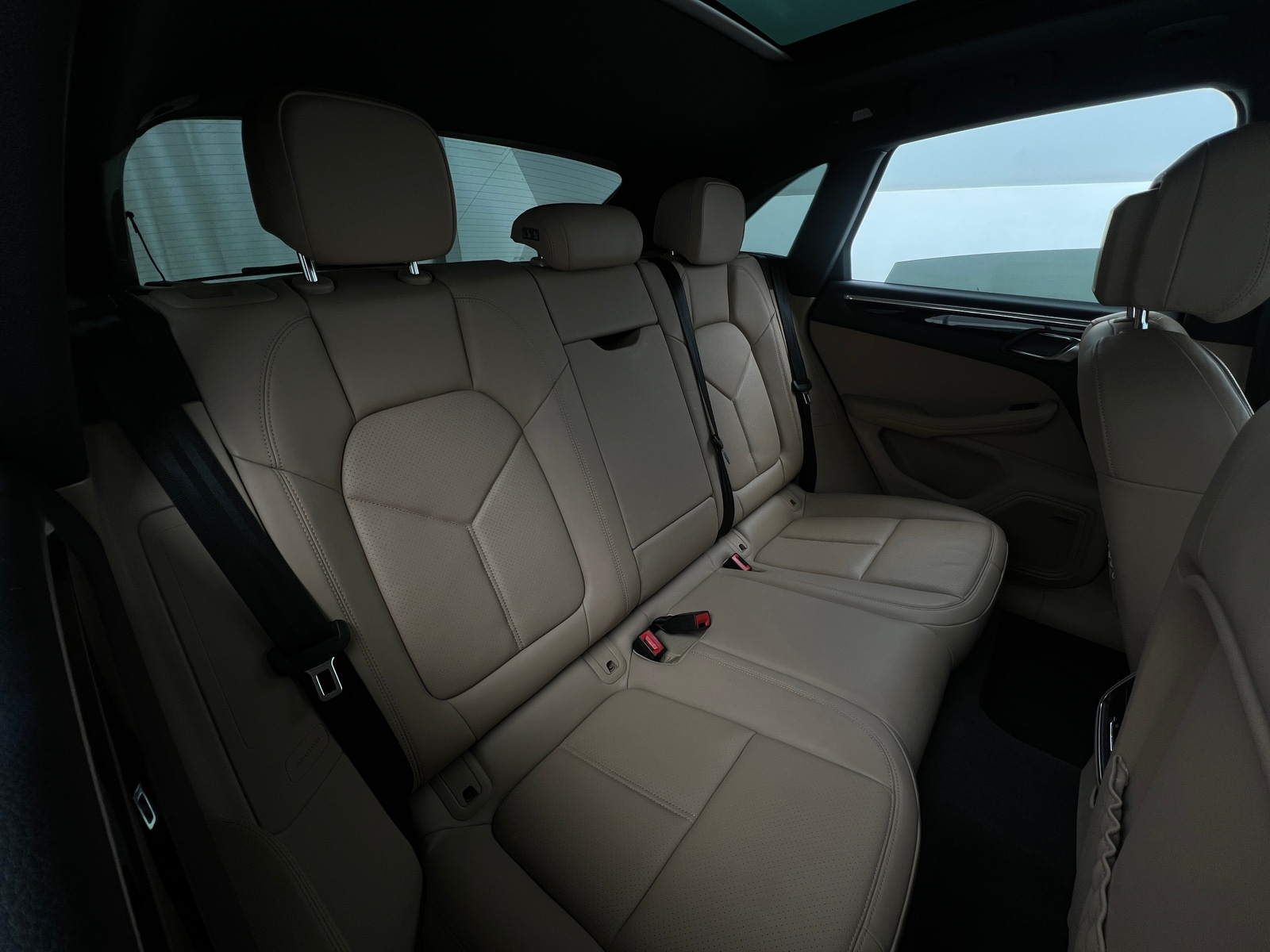 Thumbnail: 2020 Porsche Macan - 5