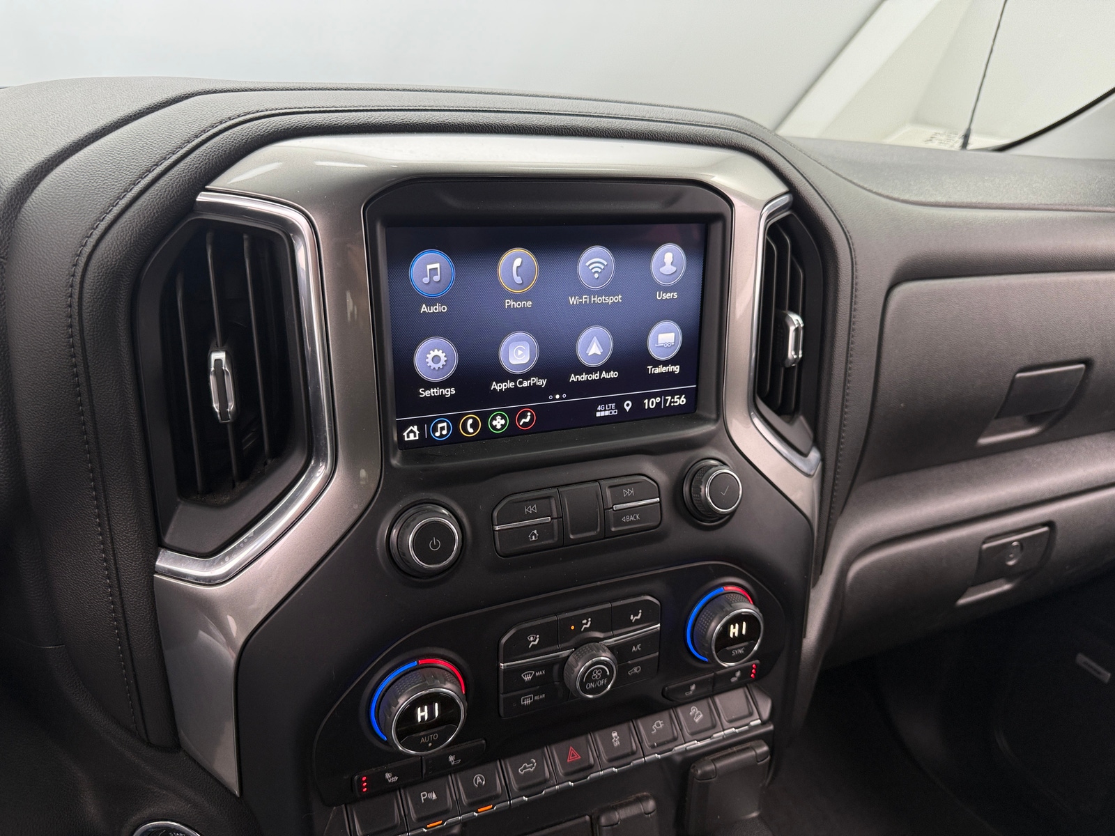 Thumbnail: 2019 Chevrolet Silverado 1500 - 3