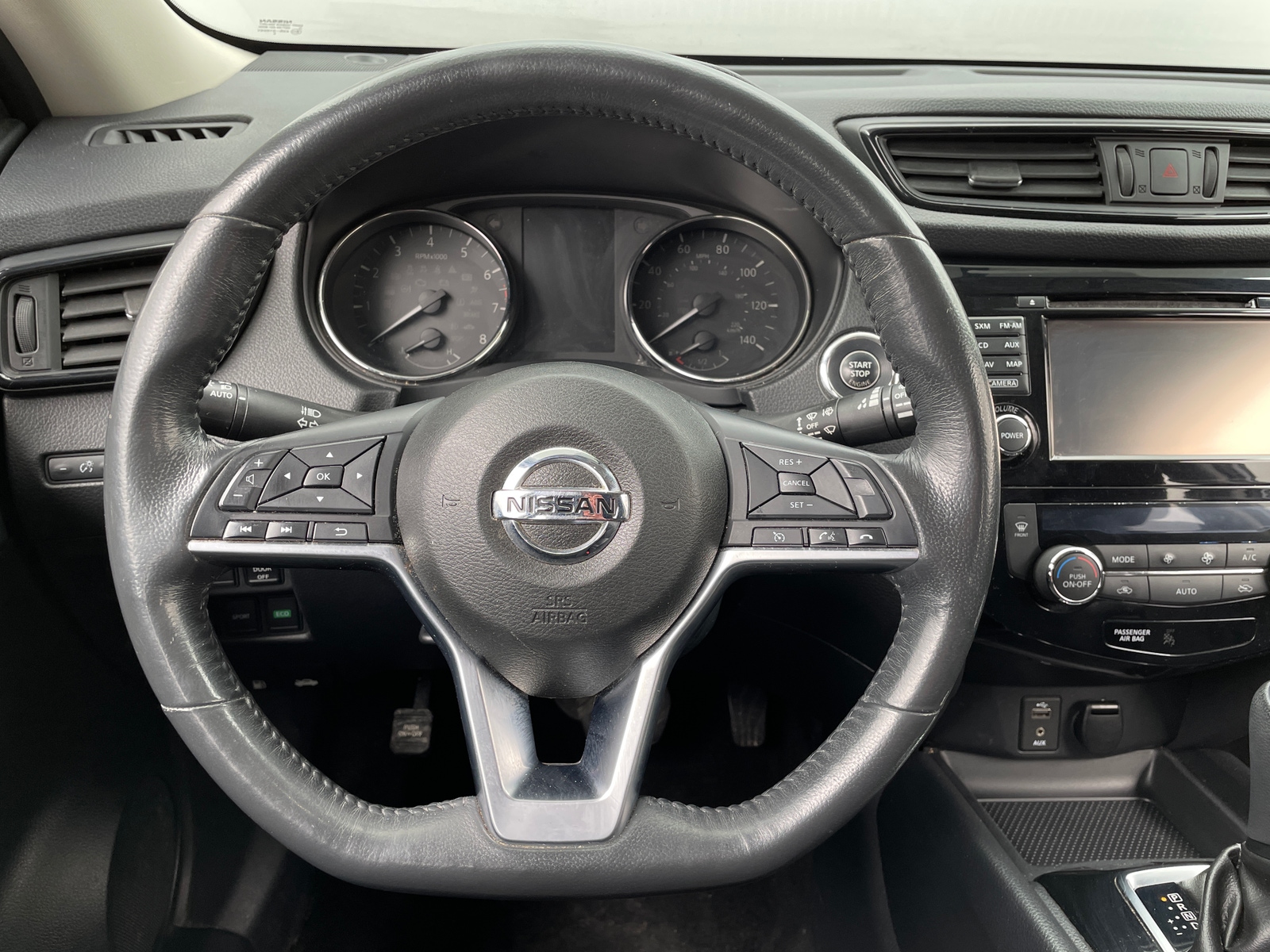 Thumbnail: 2017 Nissan Rogue - 5