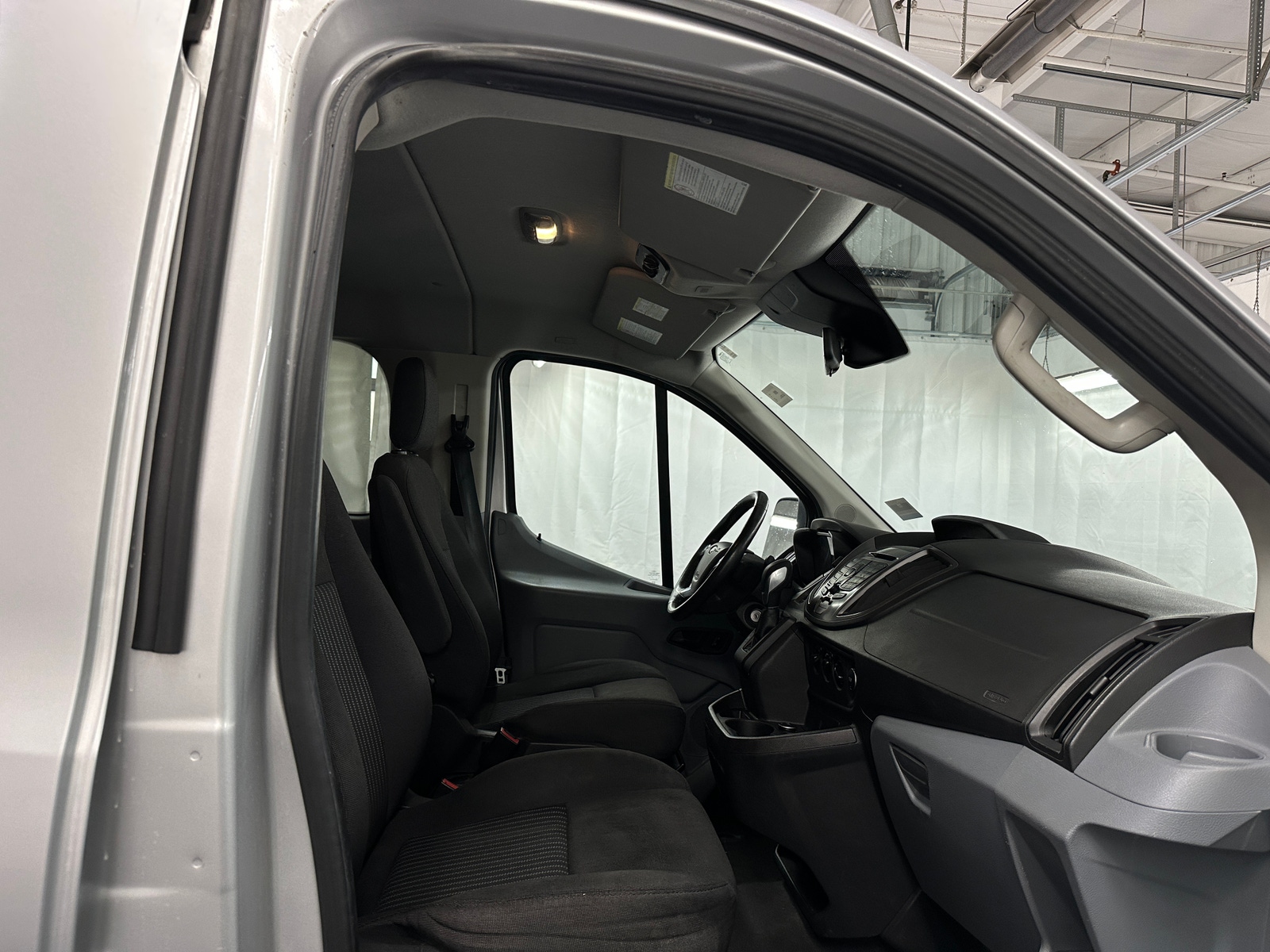 Thumbnail: 2016 Ford Transit Series - 2