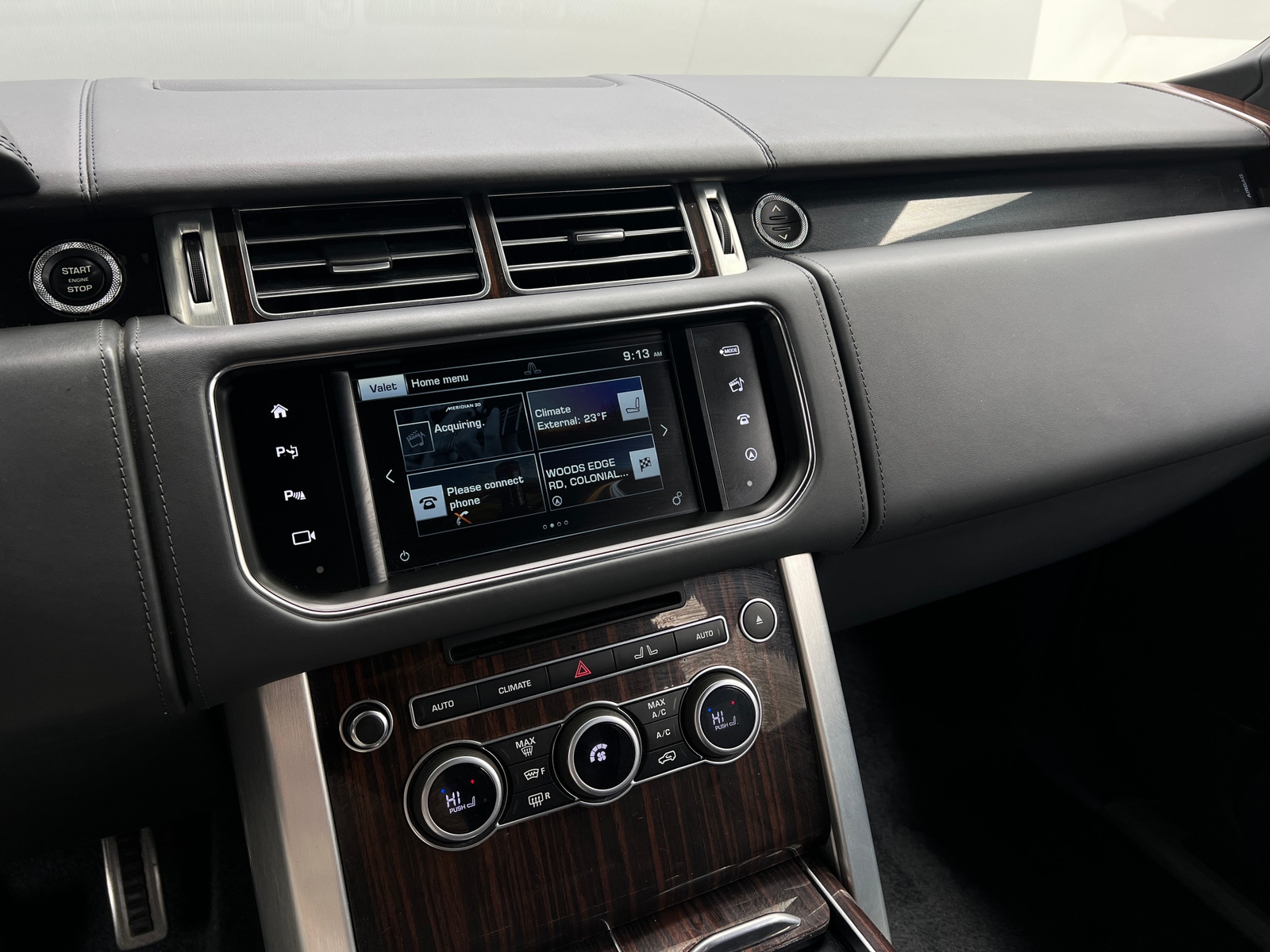 Thumbnail: 2016 Land Rover Range Rover - 3