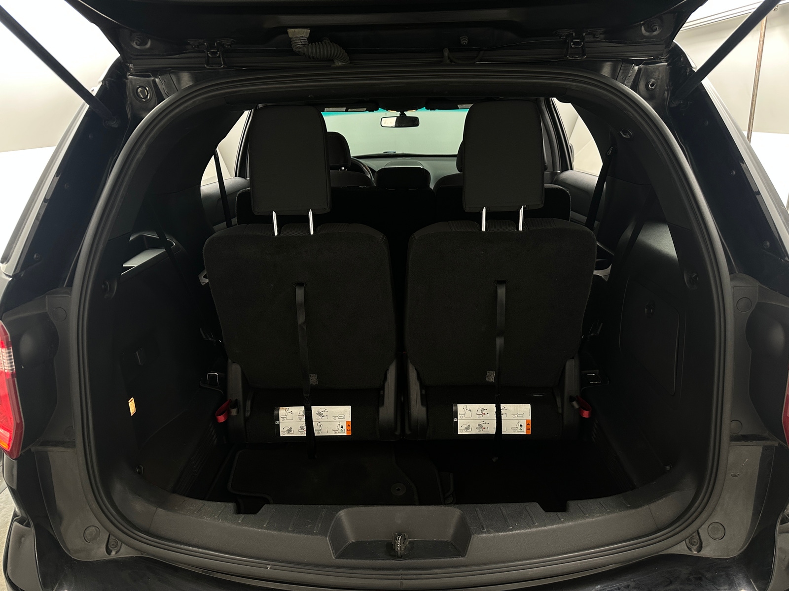 Thumbnail: 2016 Ford Explorer - 7