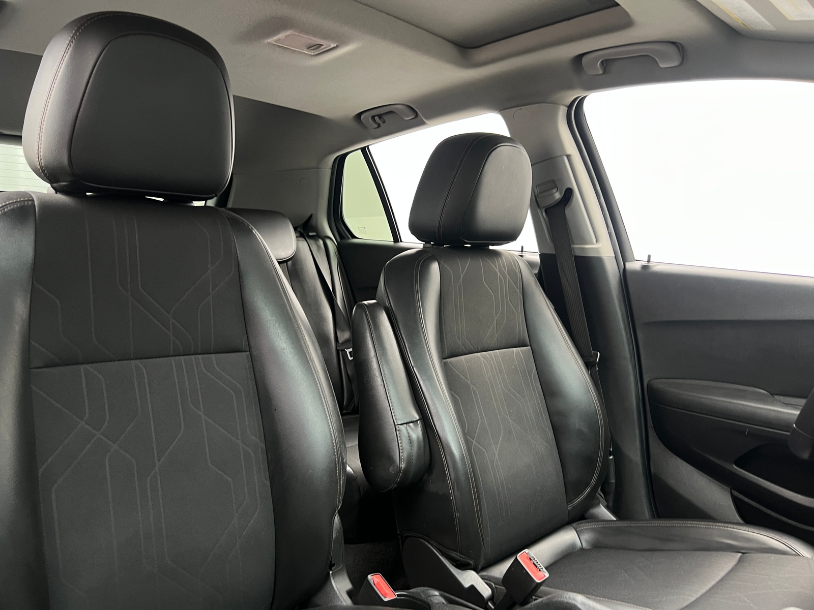 Thumbnail: 2020 Chevrolet Trax - 2