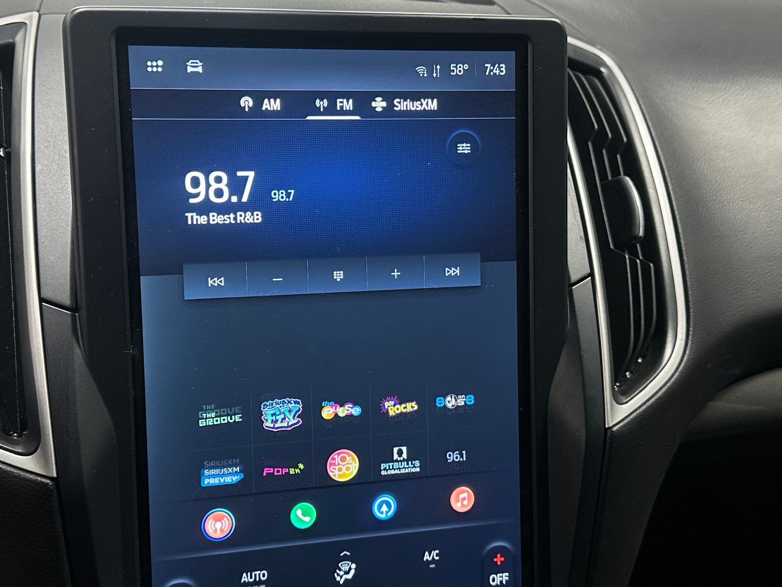 Thumbnail: 2024 Ford Edge - 3