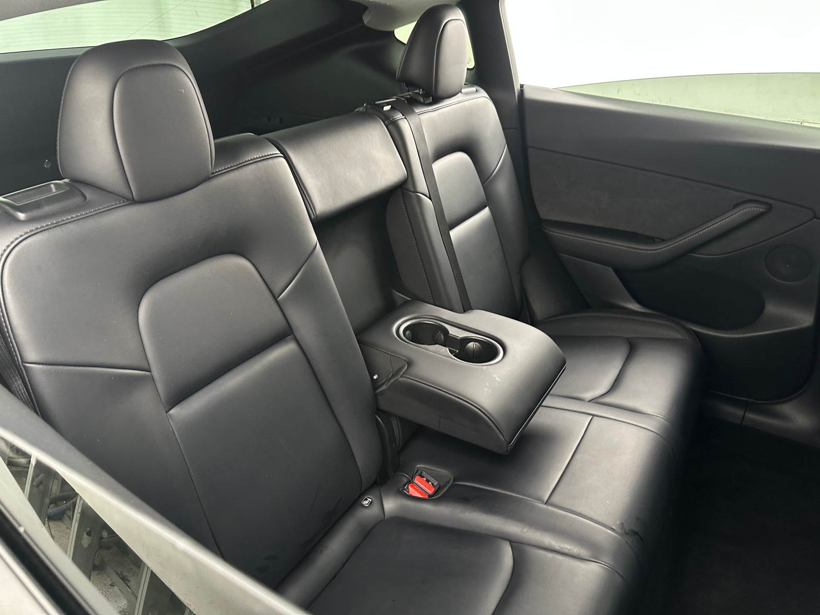 Thumbnail: 2021 Tesla Model Y - 4