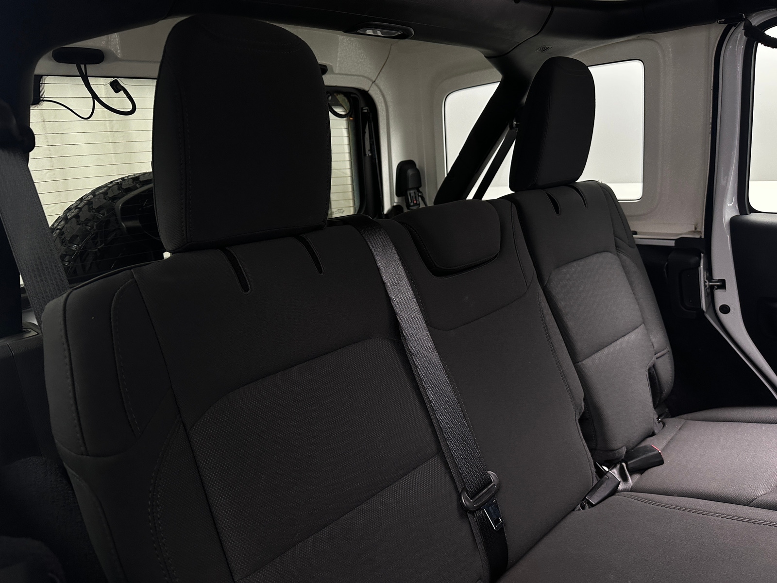 Thumbnail: 2020 Jeep Wrangler - 6