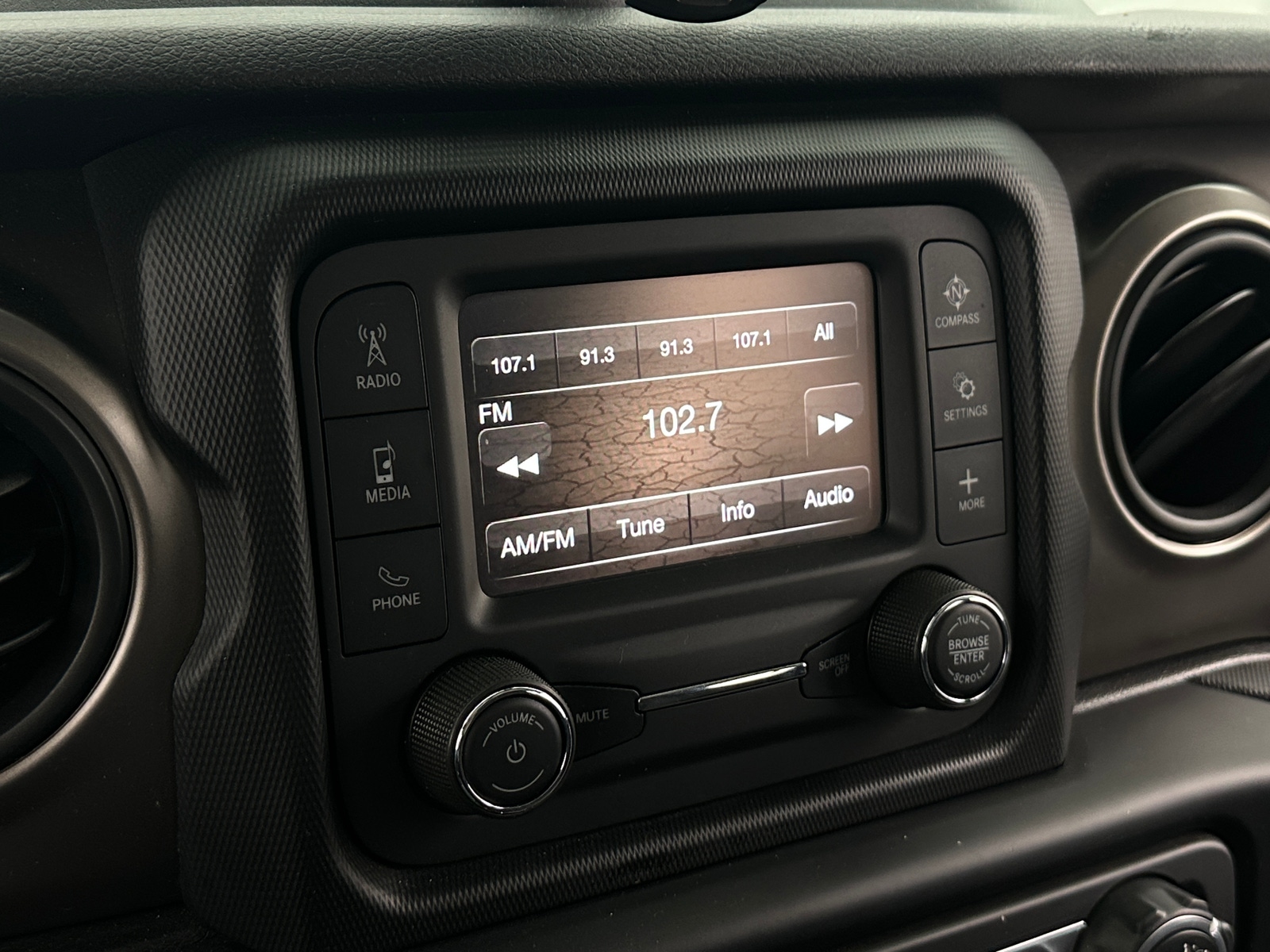 Thumbnail: 2020 Jeep Wrangler - 4