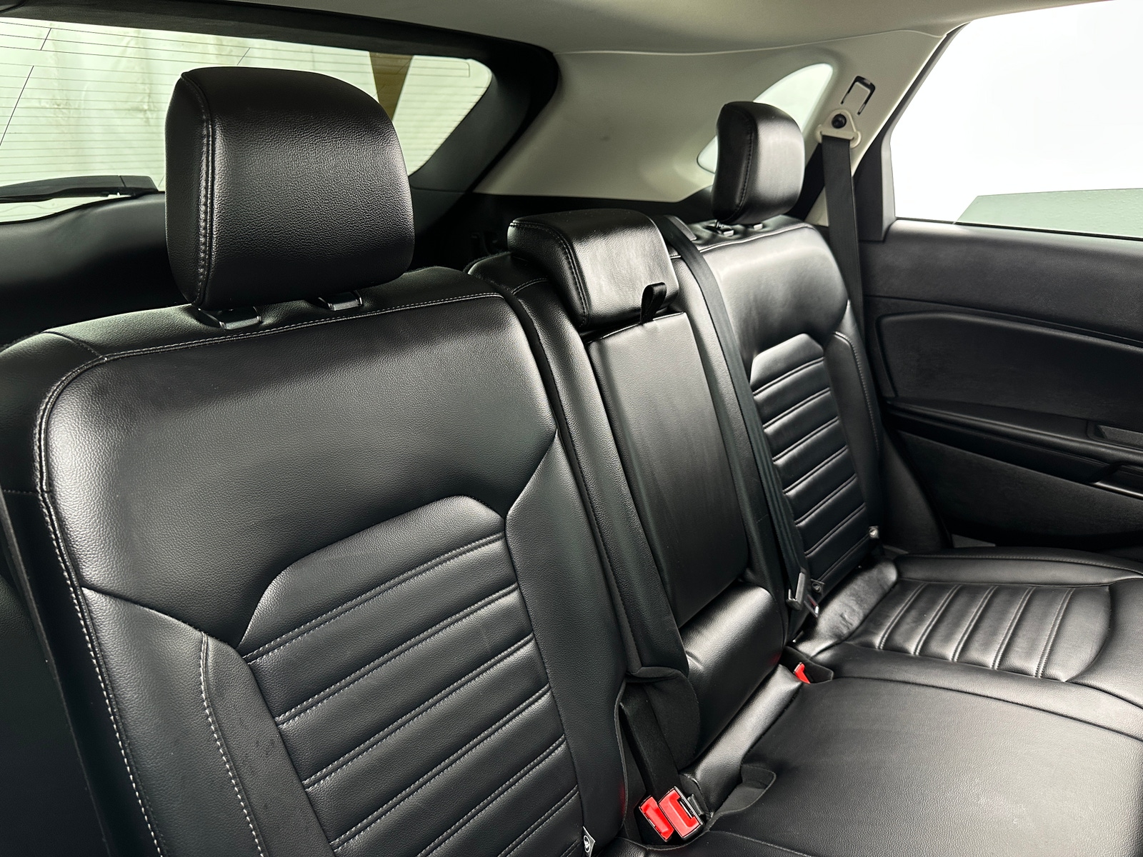 Thumbnail: 2023 Ford Edge - 5