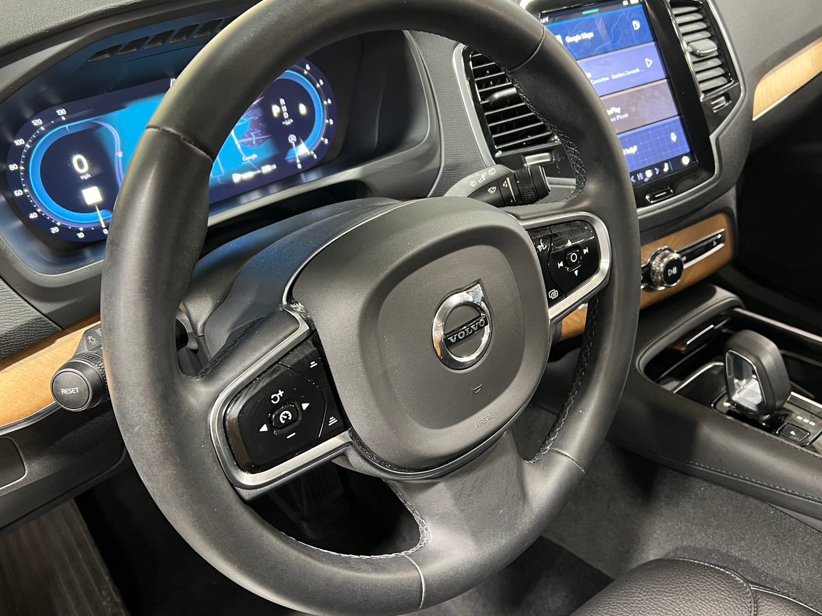 Thumbnail: 2023 Volvo XC90 - 4