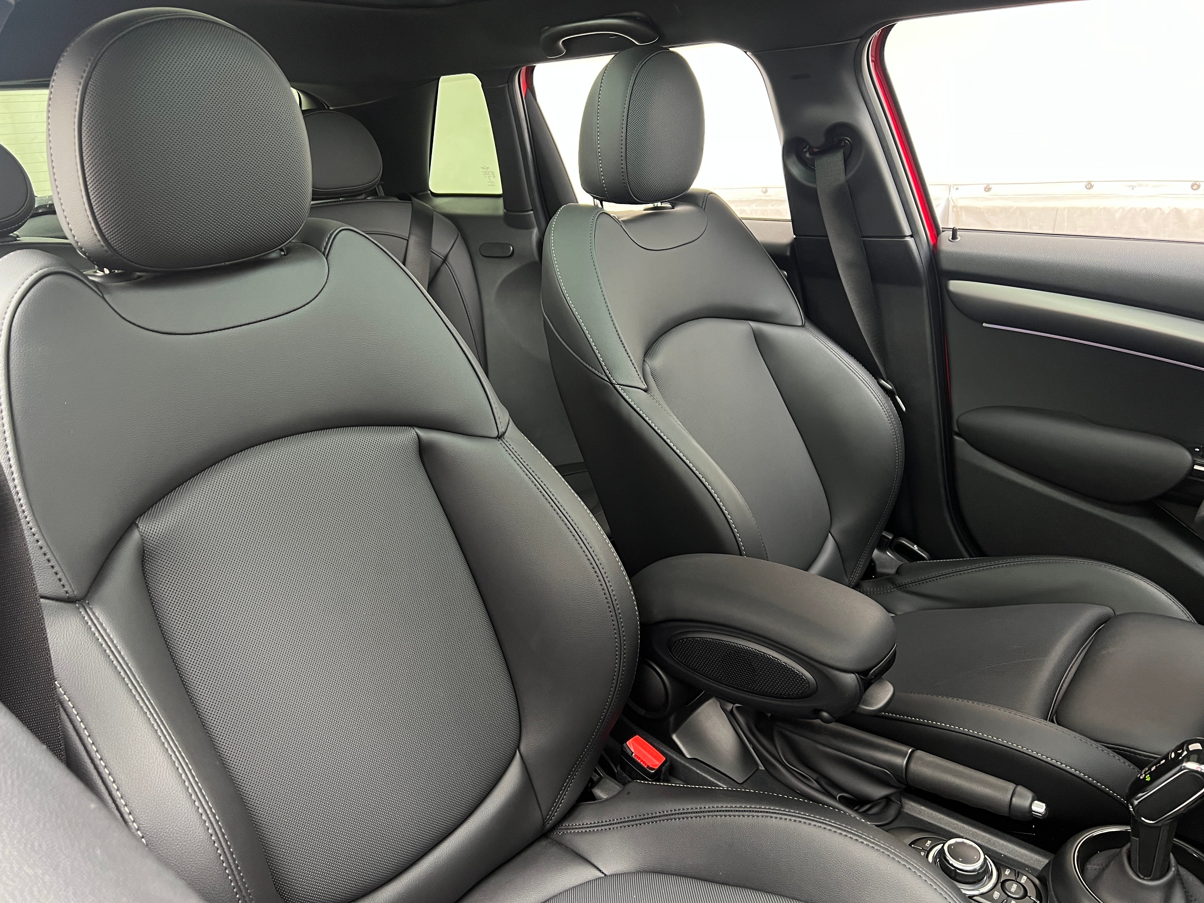 2023 MINI Hardtop 4 Door