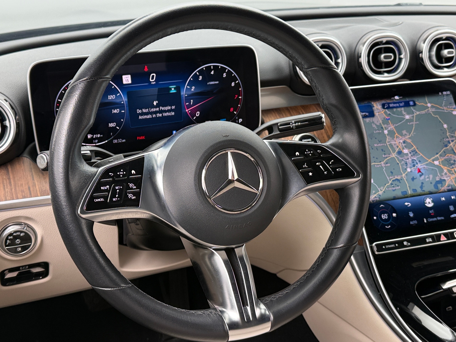 Thumbnail: 2025 Mercedes-Benz CLE - 3