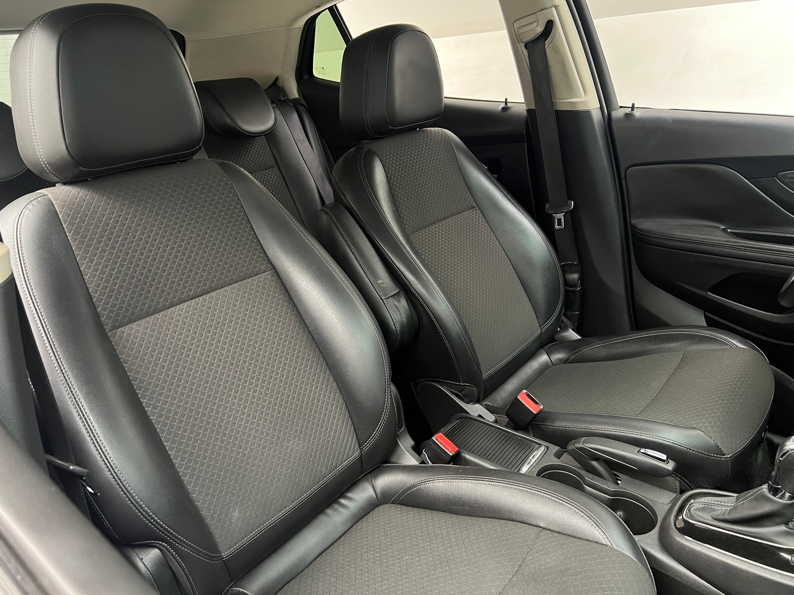 Thumbnail: 2018 Buick Encore - 2