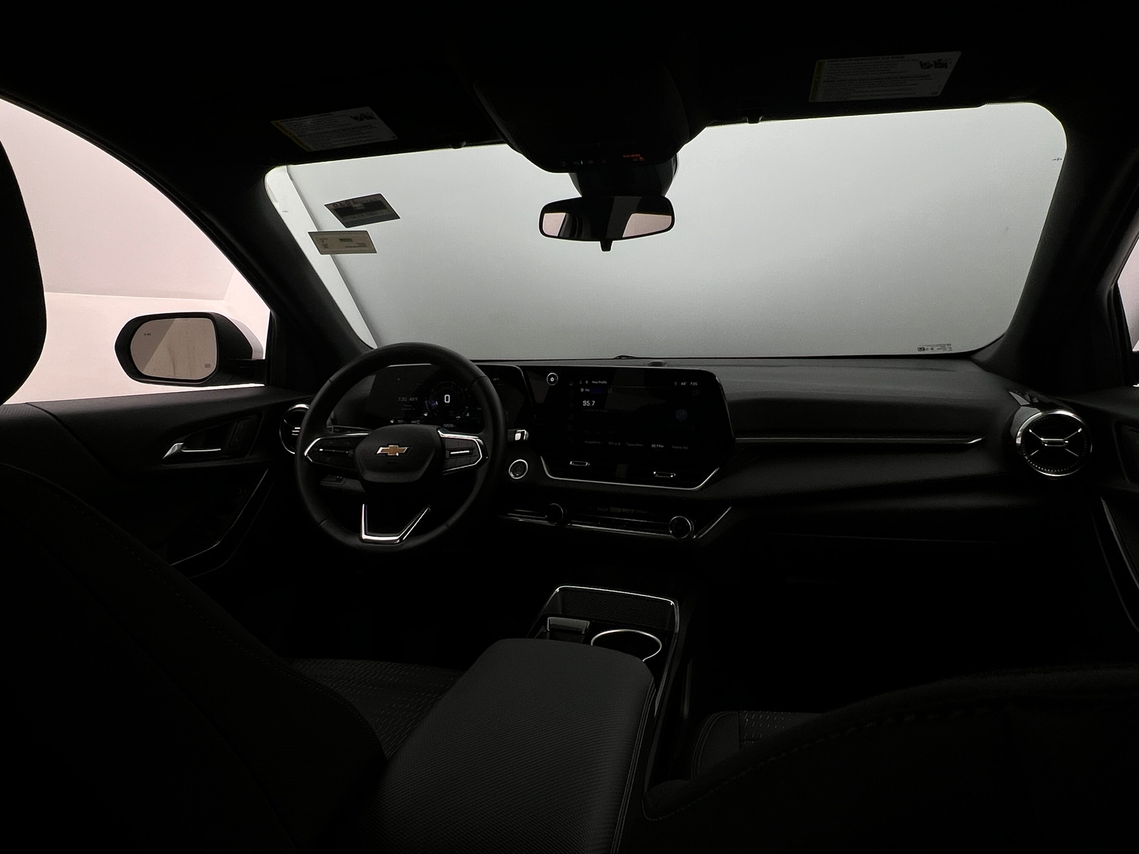 Thumbnail: 2025 Chevrolet Equinox - 3