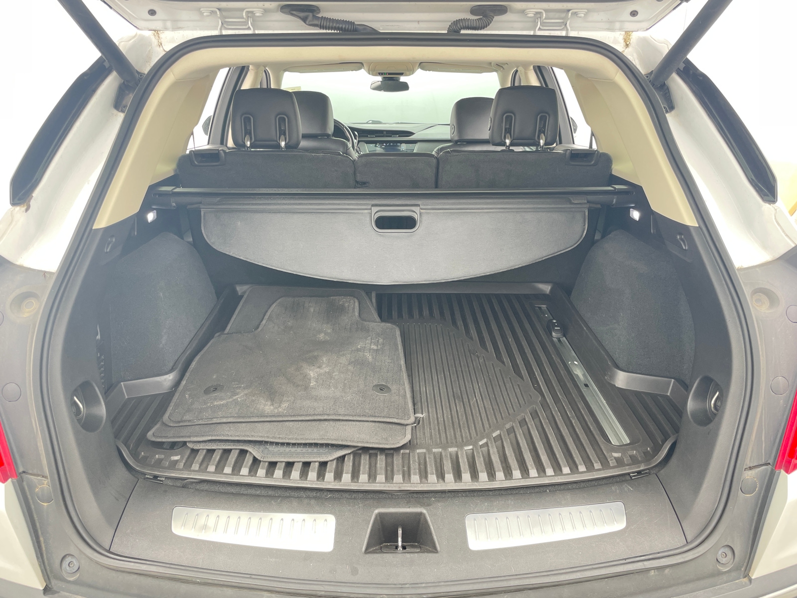 Thumbnail: 2019 Cadillac XT5 - 6