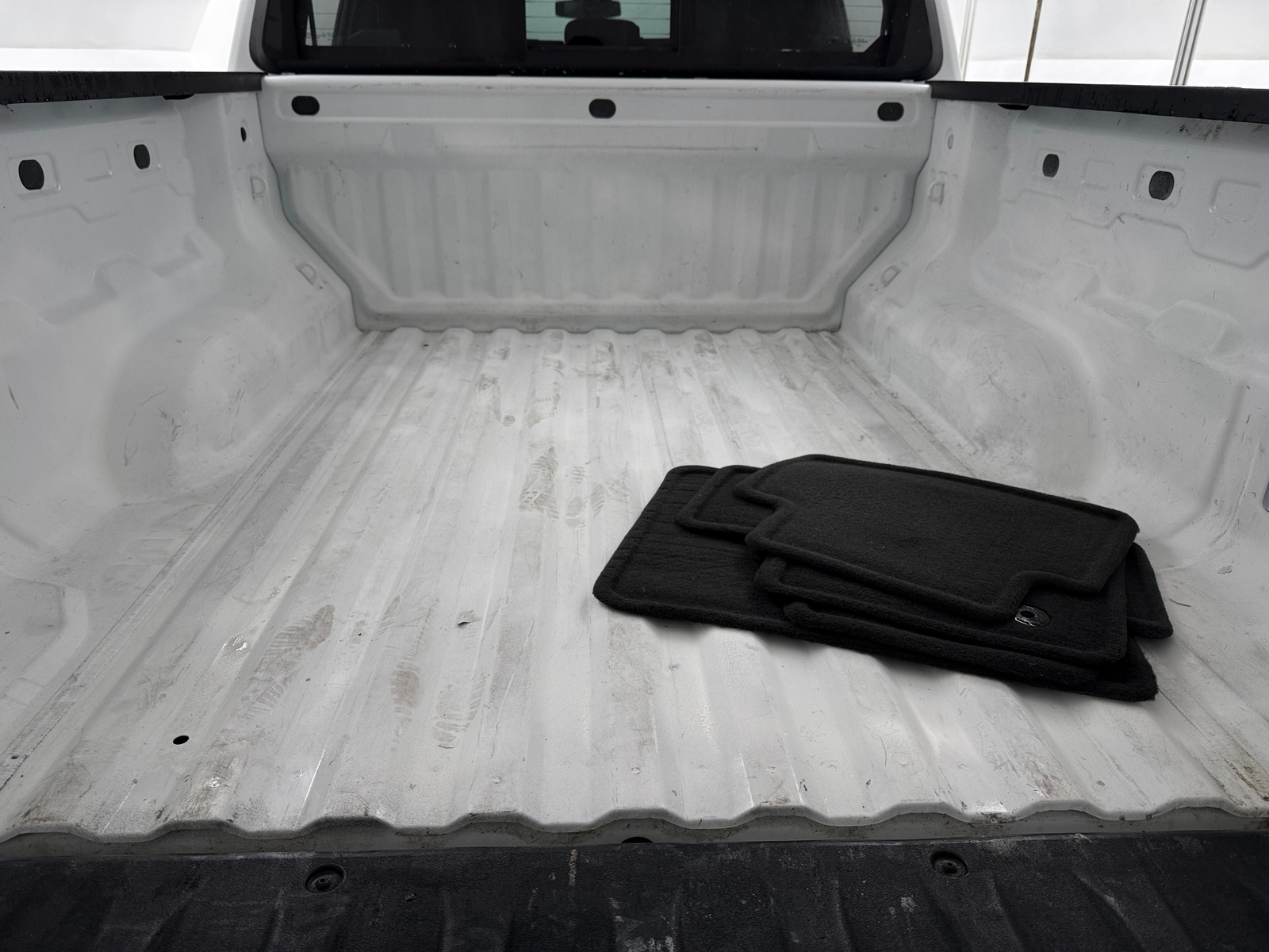 Thumbnail: 2024 Chevrolet Colorado - 7