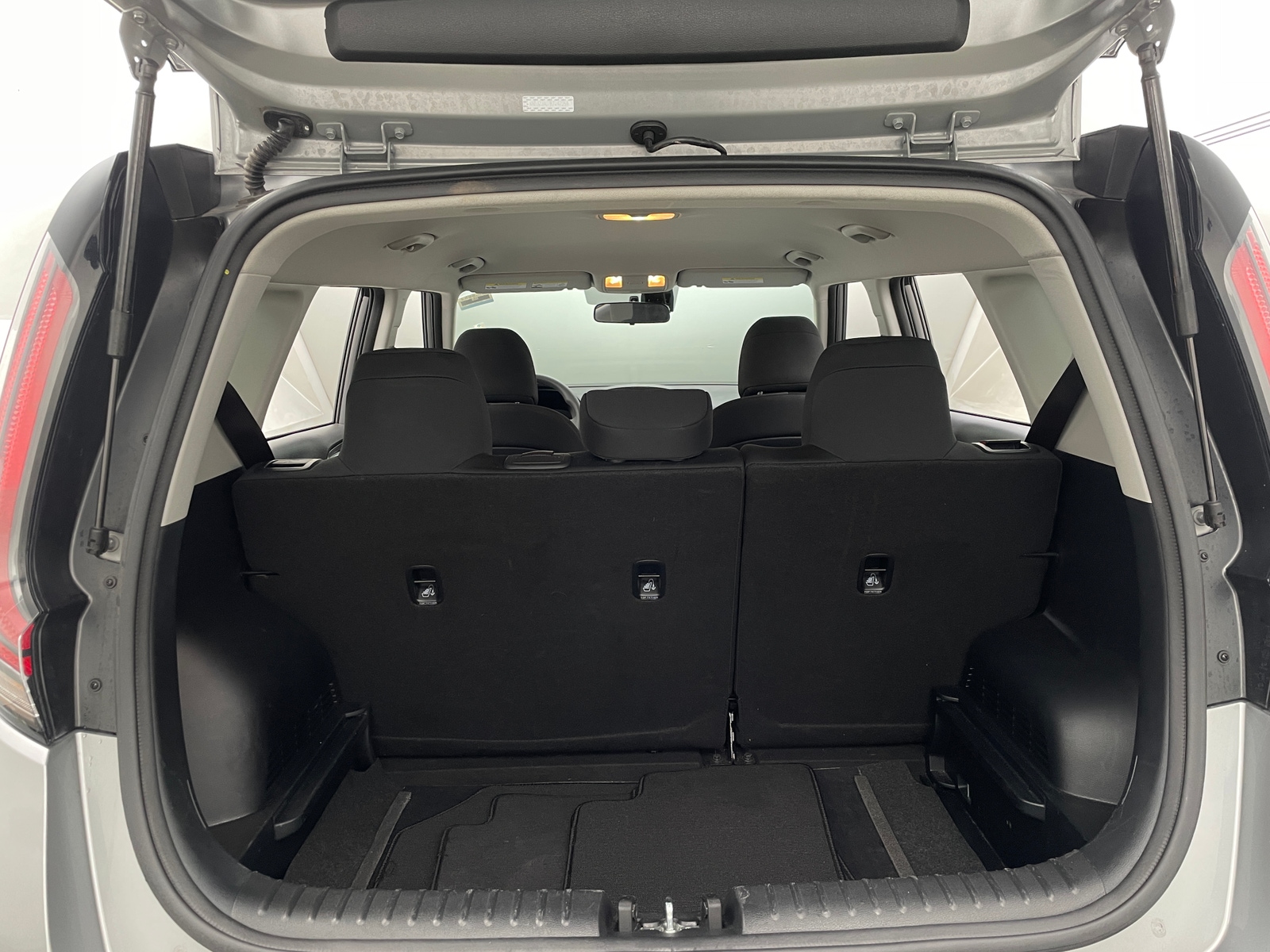 Thumbnail: 2024 Kia Soul - 7