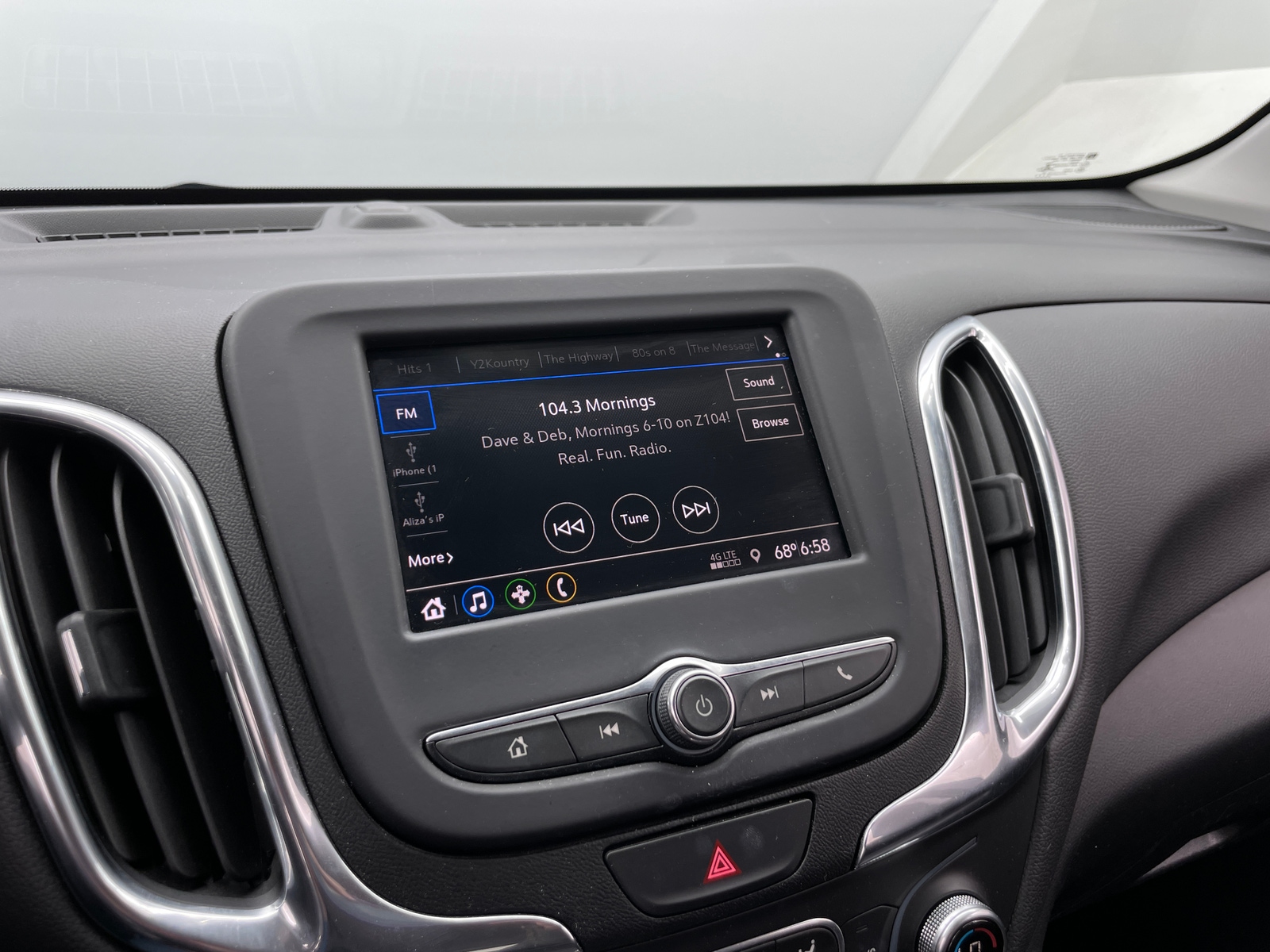 Thumbnail: 2020 Chevrolet Equinox - 3